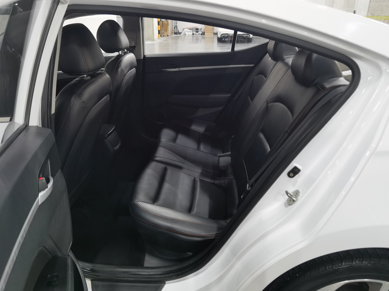 Used Hyundai Elantra 2016 1.6 AT