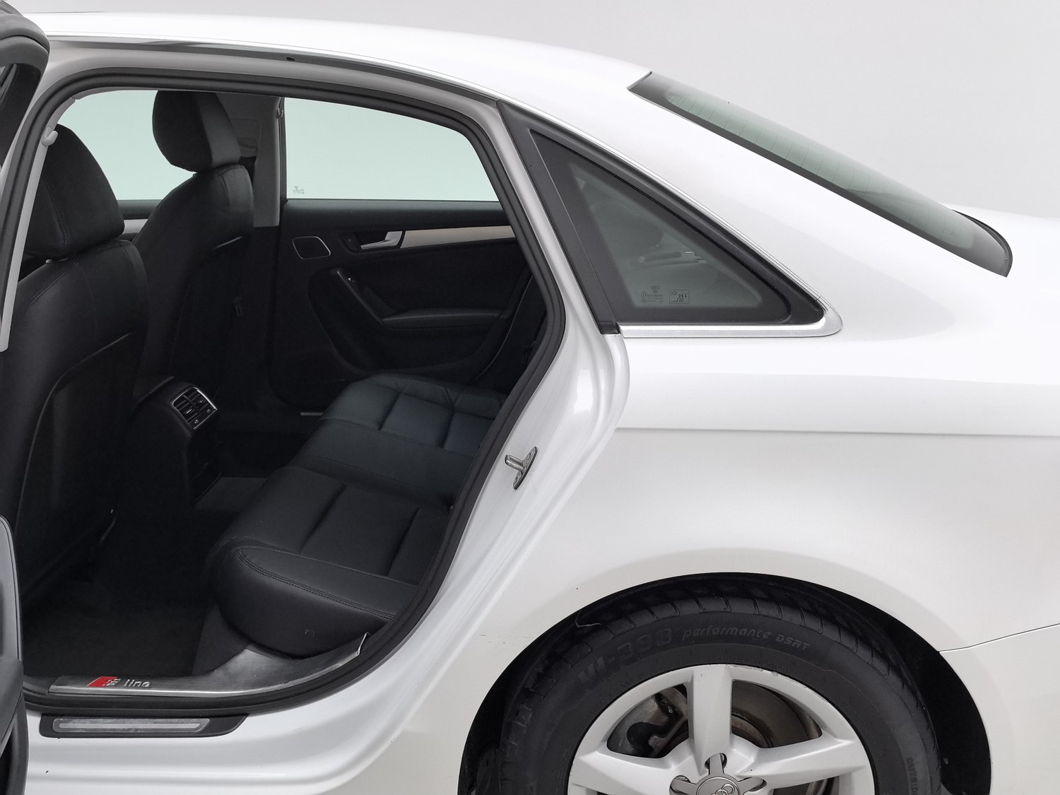 Used Audi A4L 2015 2.0 AT
