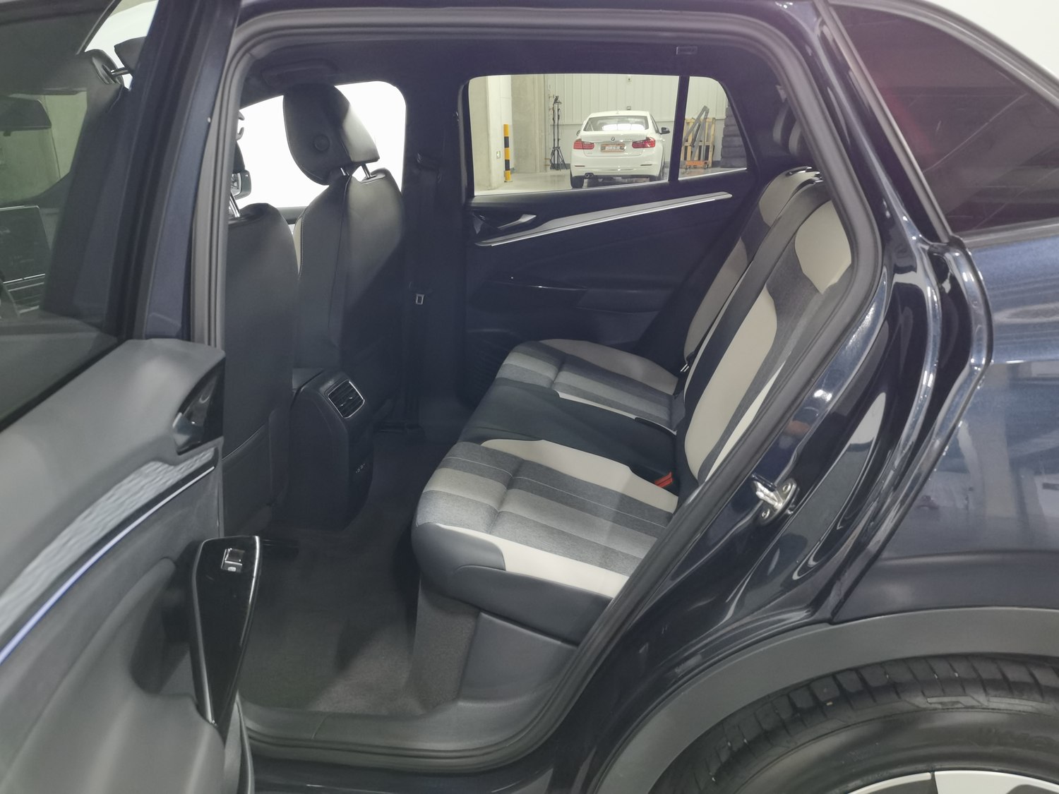Used Volkswagen ID.4 CROZZ 2024