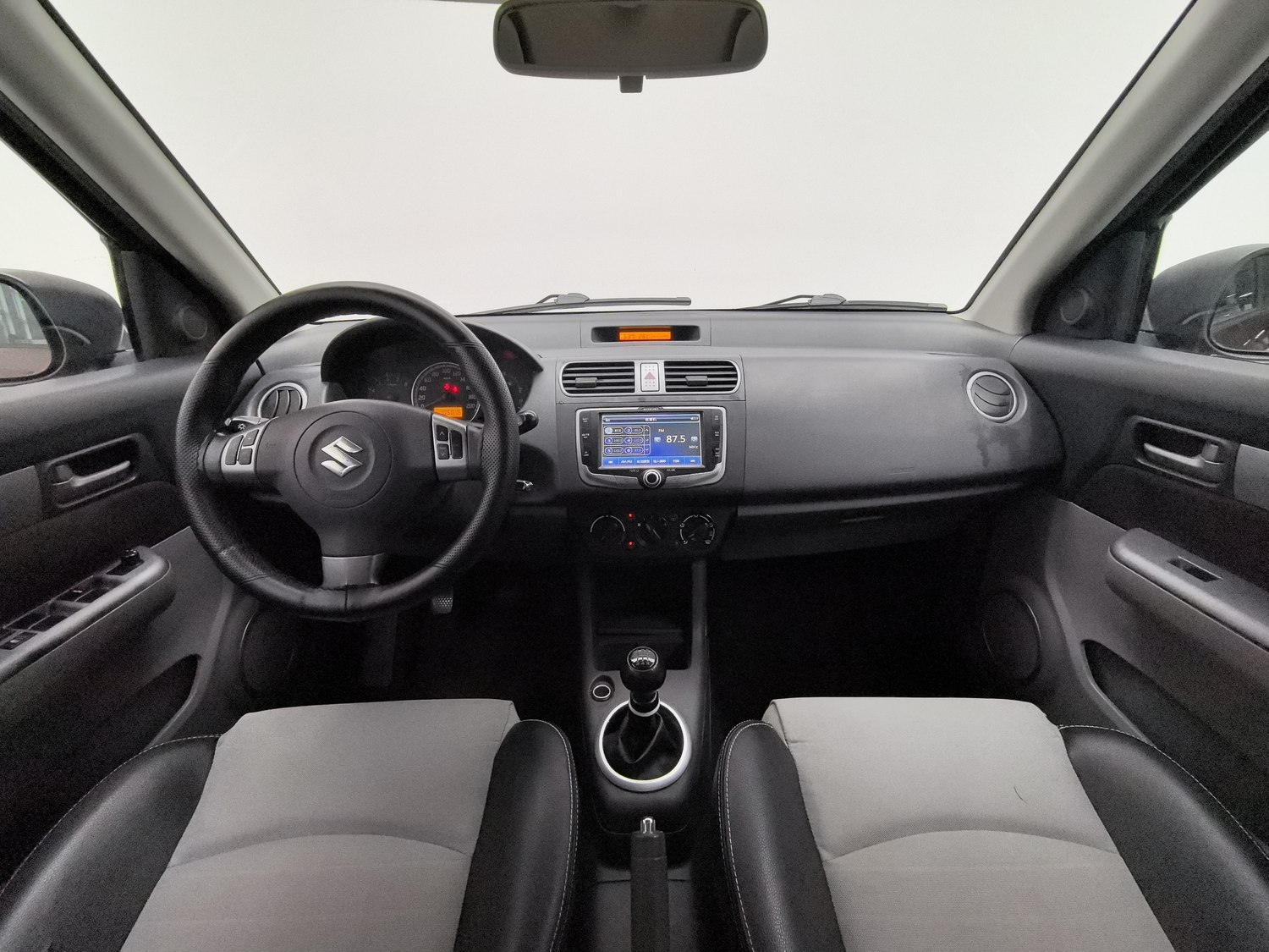 Used Suzuki Swift 2011 1.5 MT