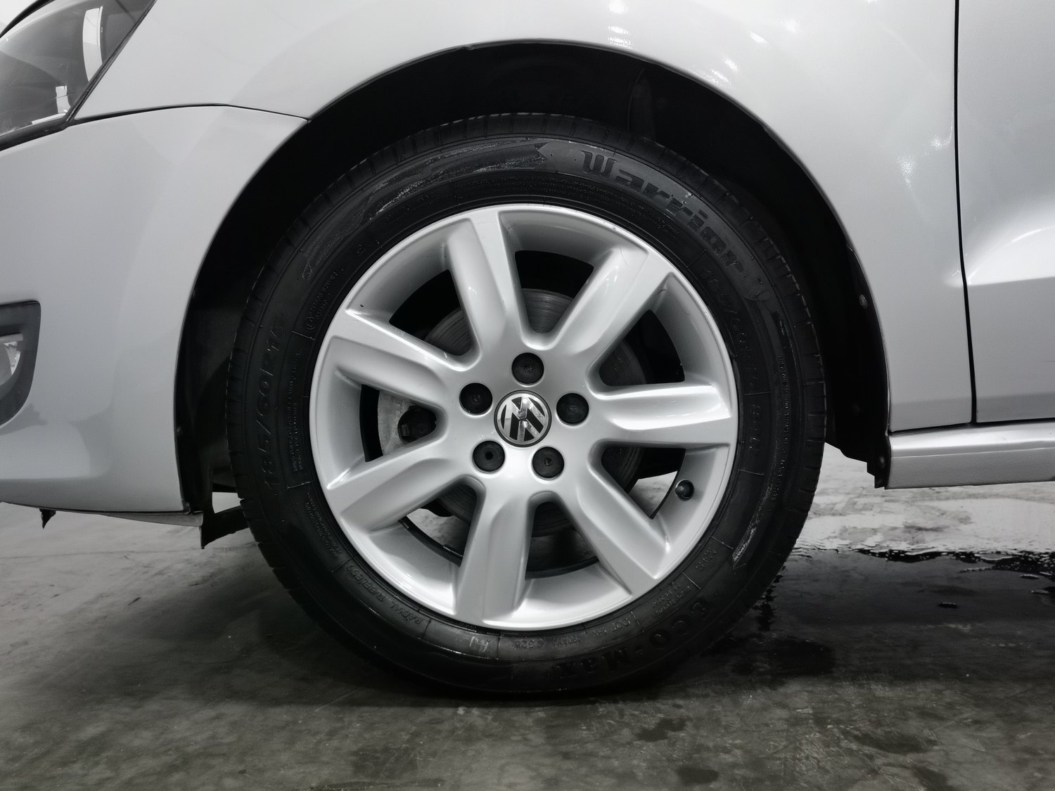 Used Volkswagen Polo 2013 1.4 AT