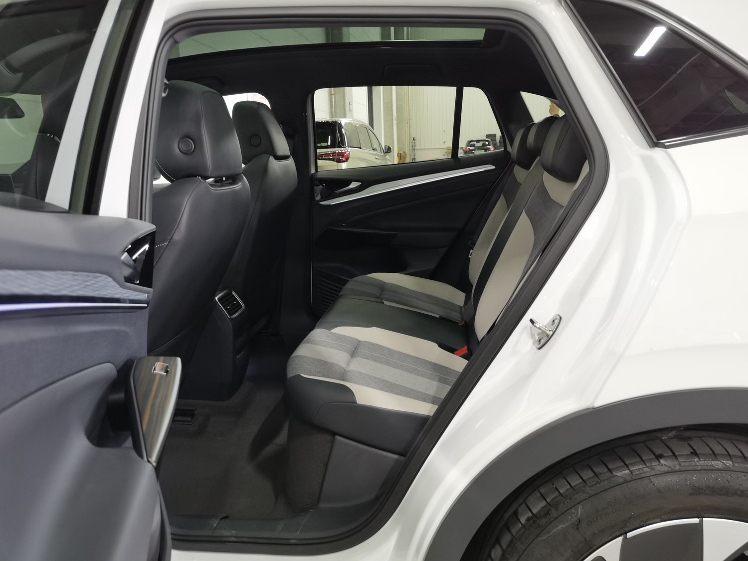 Used Volkswagen ID.4 CROZZ 2024