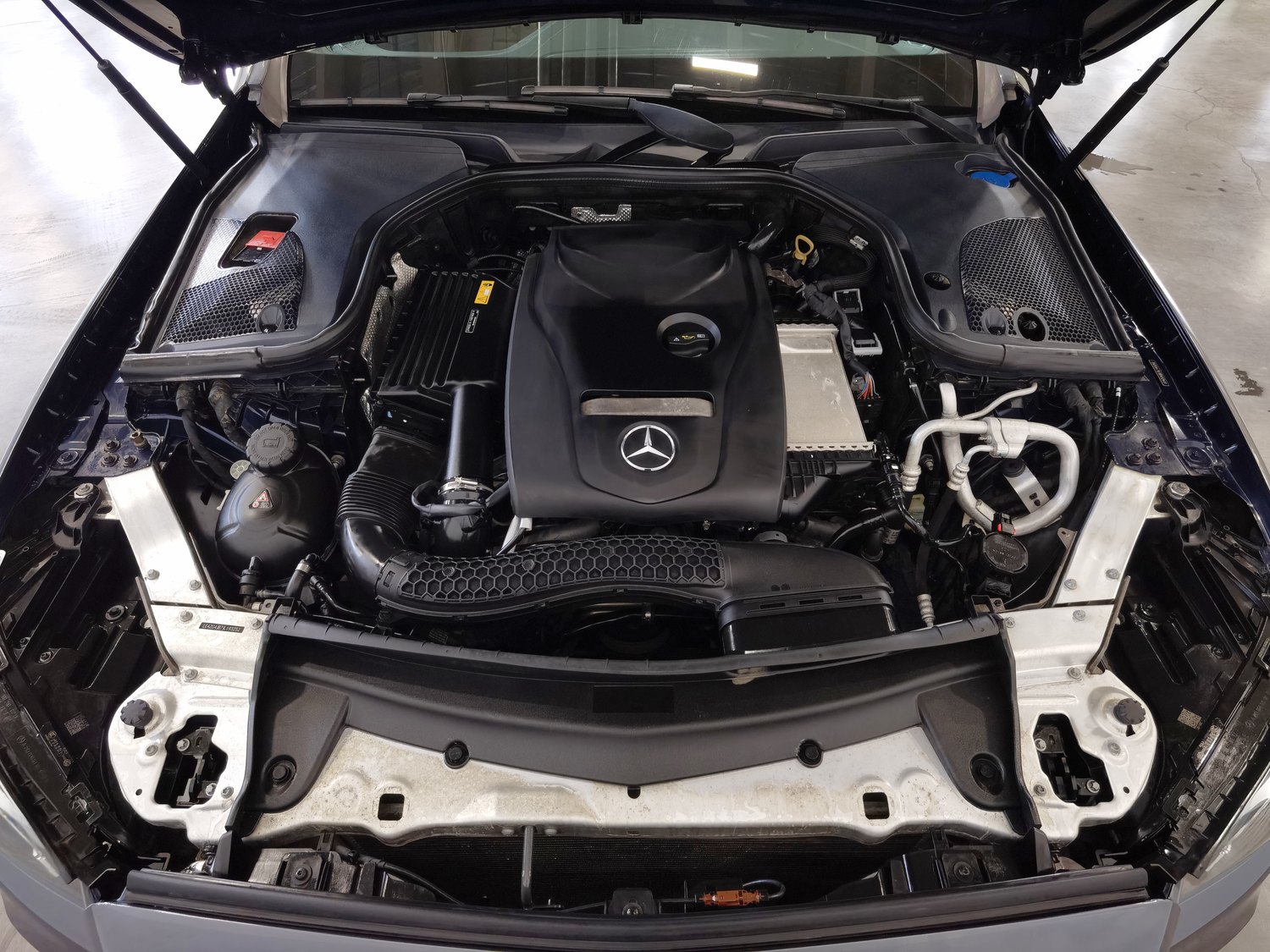 Used Mercedes-Benz E-Class 2018 2.0 AT