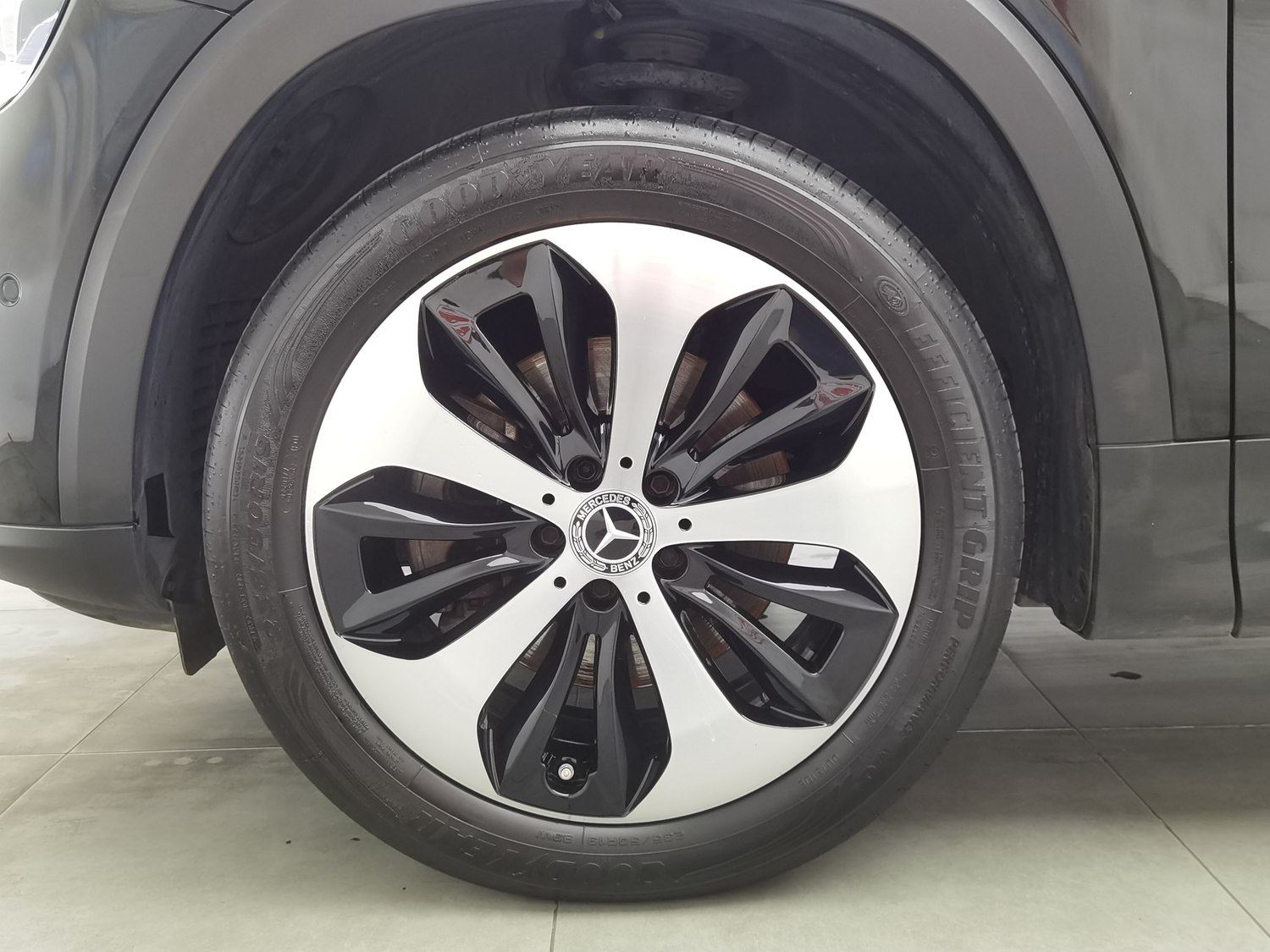 Used Mercedes-Benz GLB 2022 2.0 AT