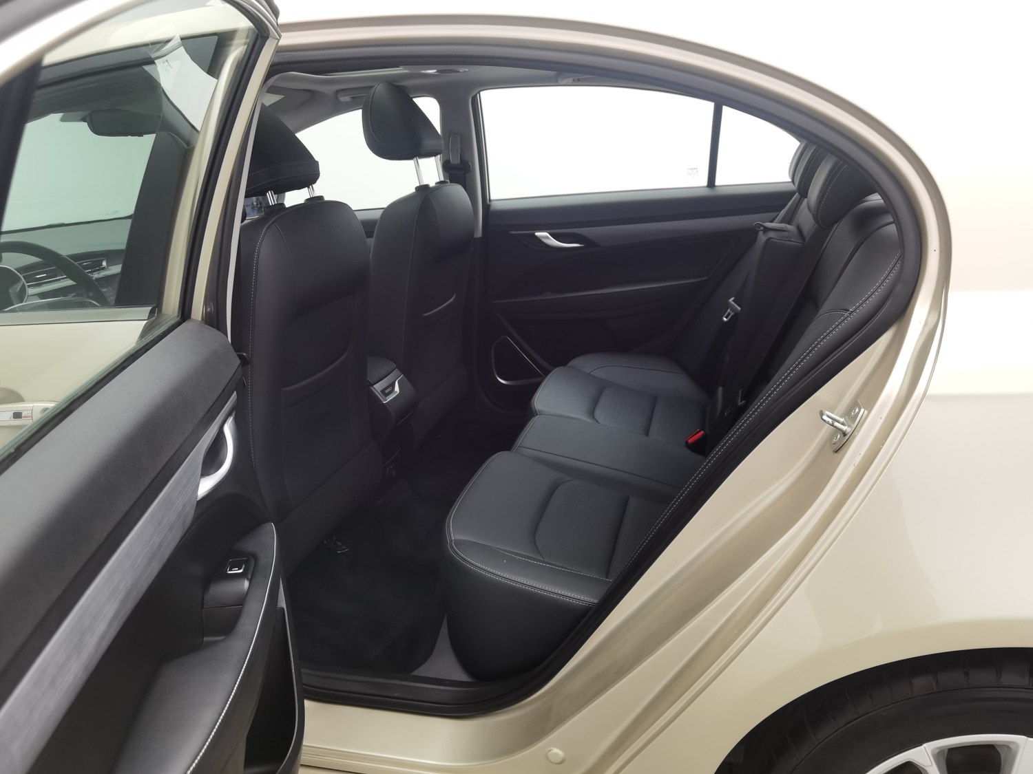 Used Geely Emgrand 2021 1.5 AT