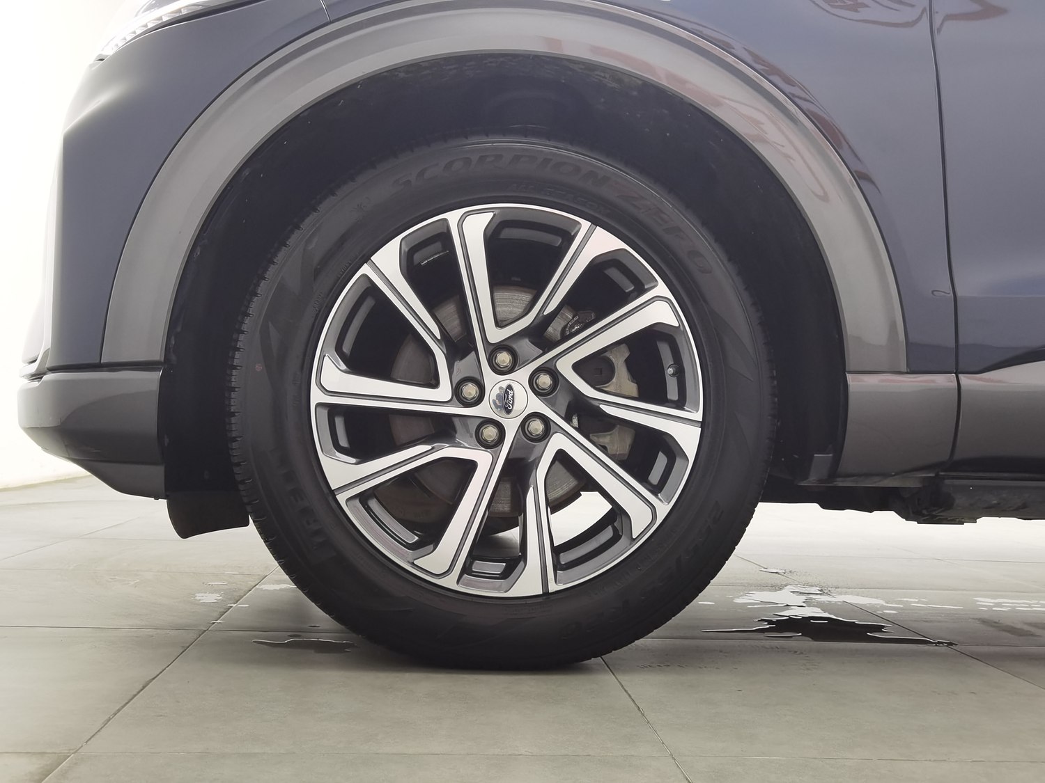 Used Ford Explorer 2023 2.3 AT