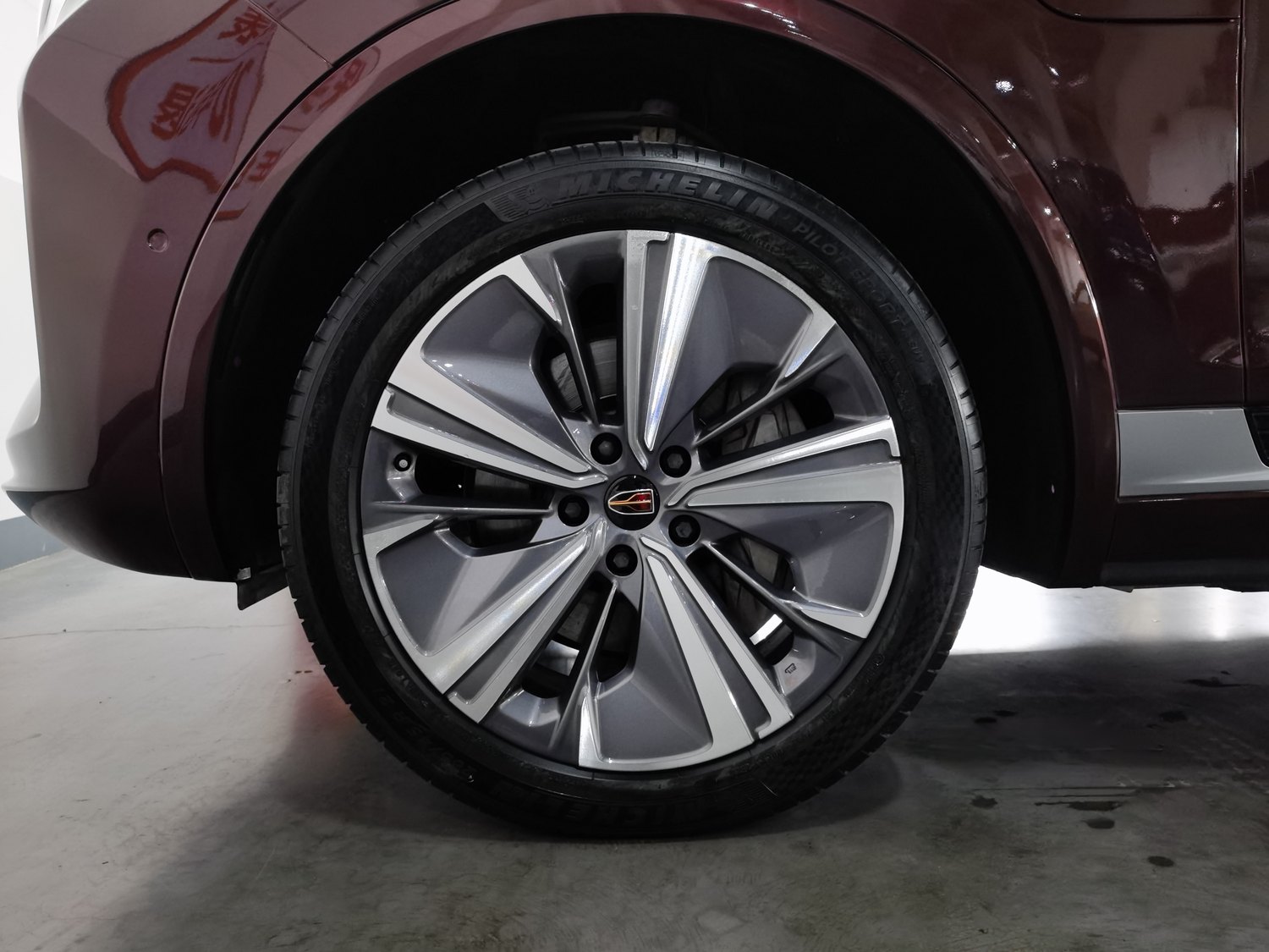 Used Hongqi E-HS9 2021