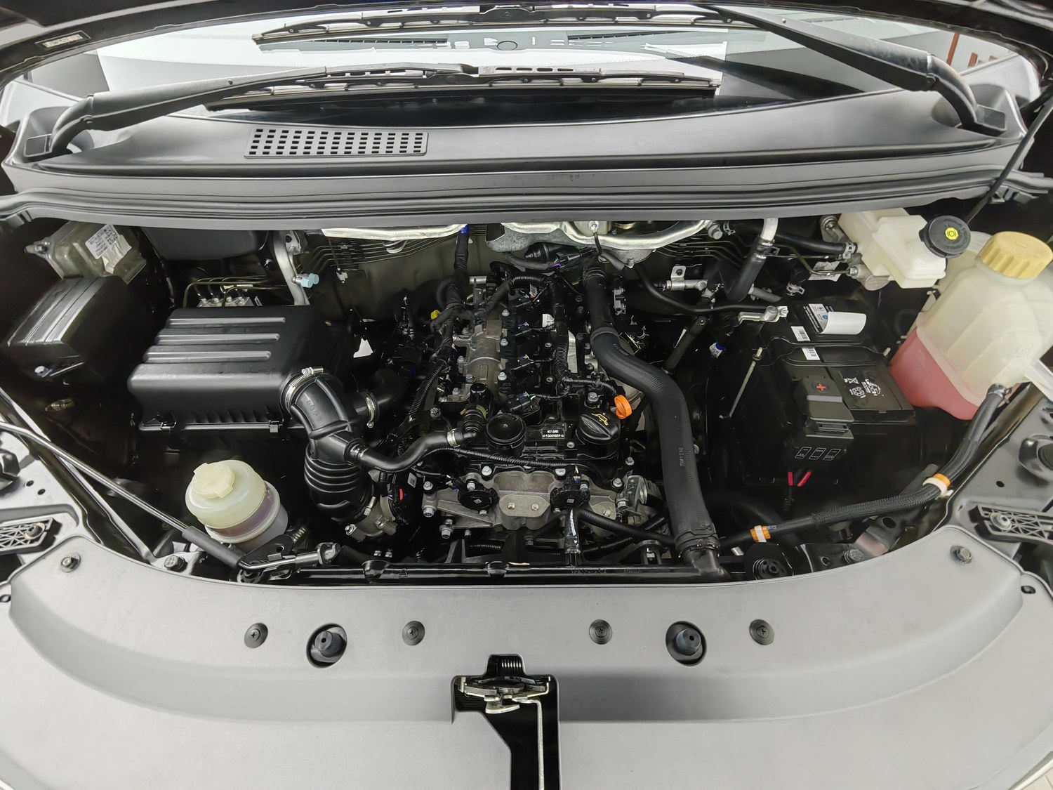Used Dongfeng Forthing Lingzhi 2025 1.6 MT