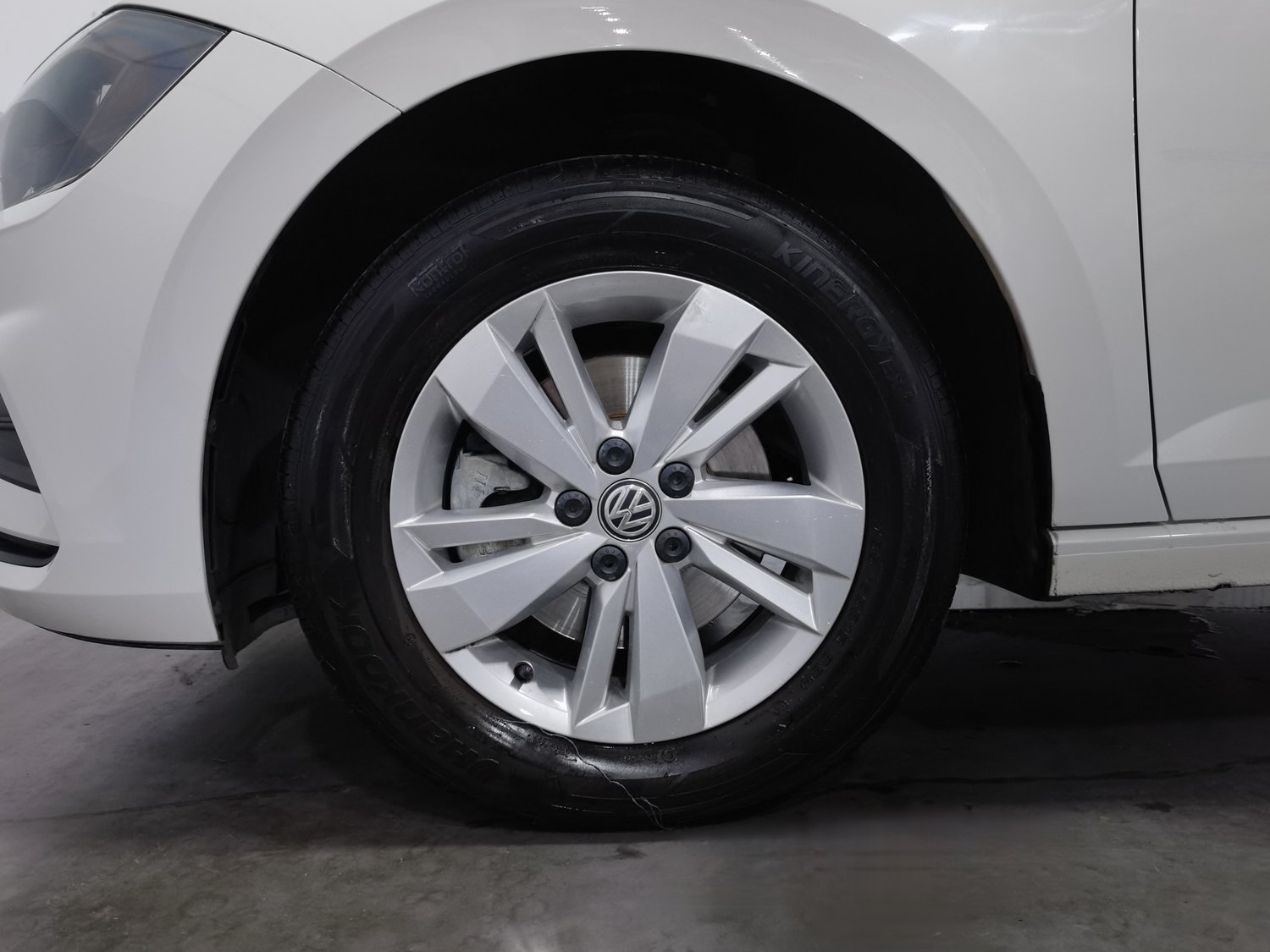 Used Volkswagen Polo 2021 1.5 AT