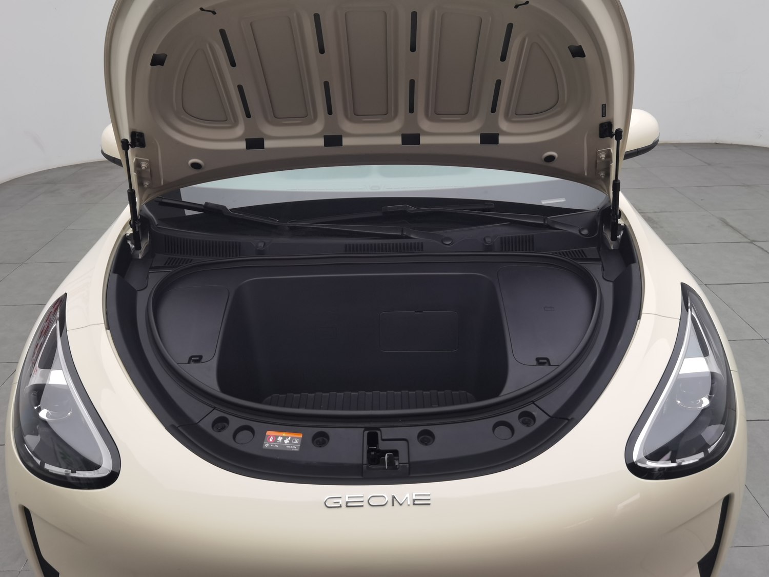 Used Geely Galaxy Wish 2025