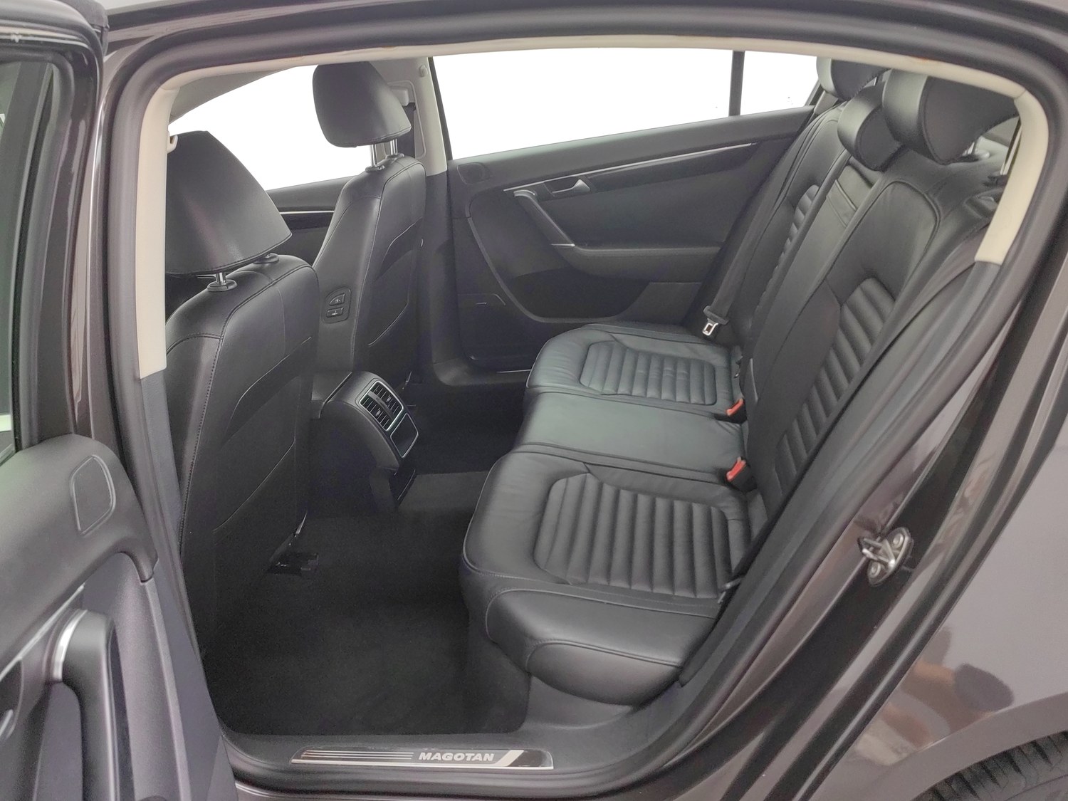 Used Volkswagen Magotan 2013 2.0 AT