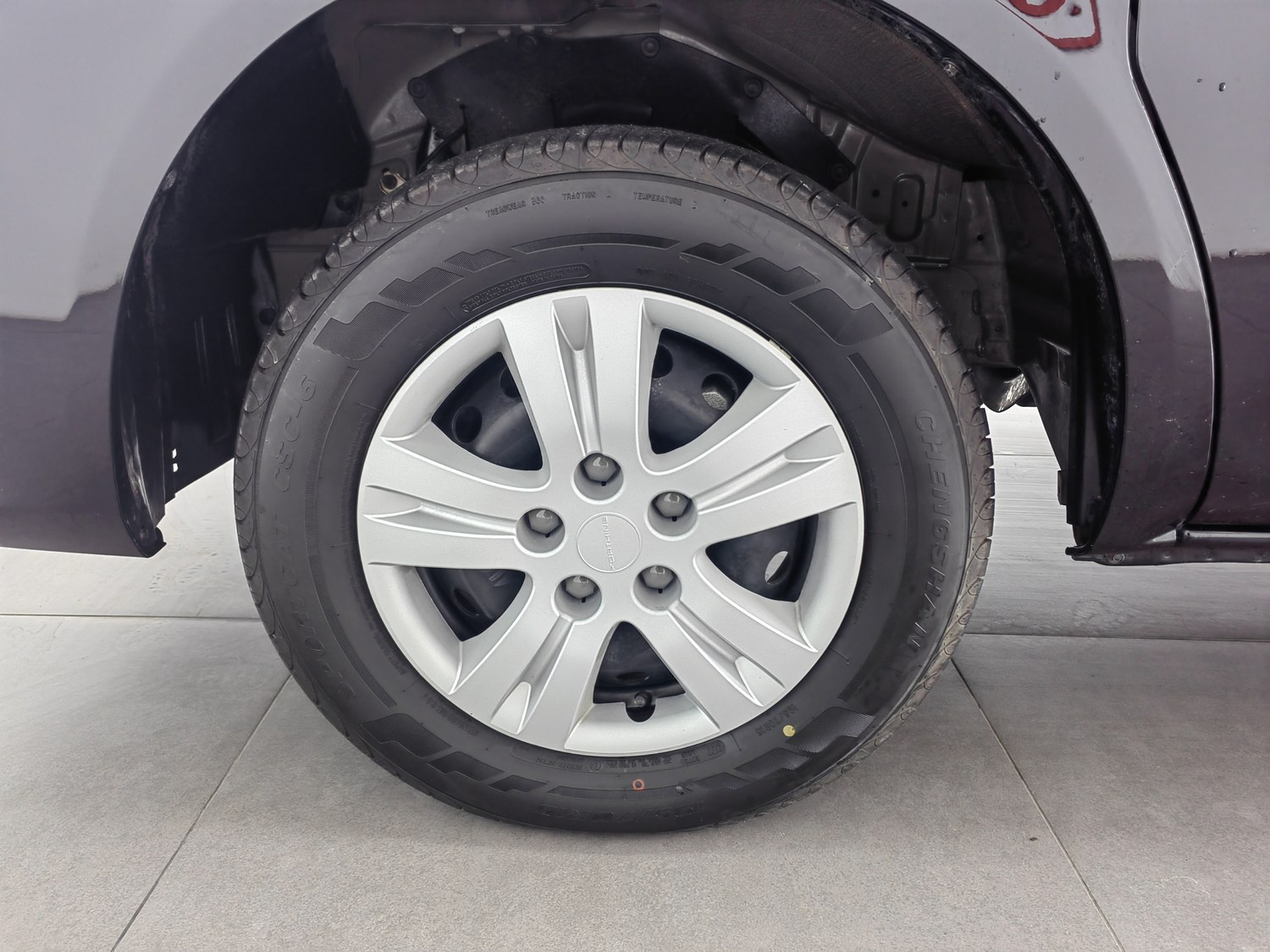 Used Dongfeng Forthing Lingzhi 2025 1.6 MT