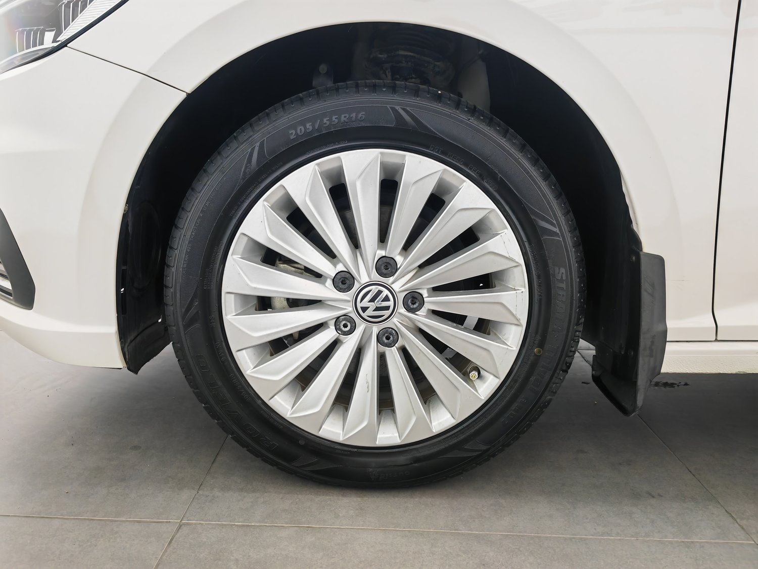 Used Volkswagen Lavida 2019 1.5 AT