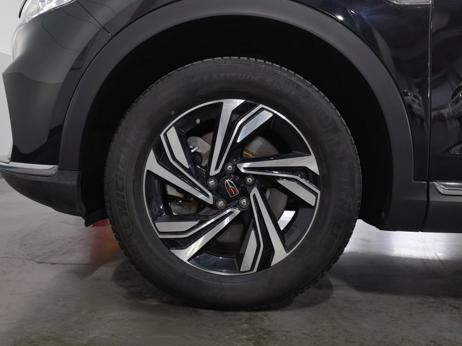 Used Hongqi HS5 2022 2.0 AT