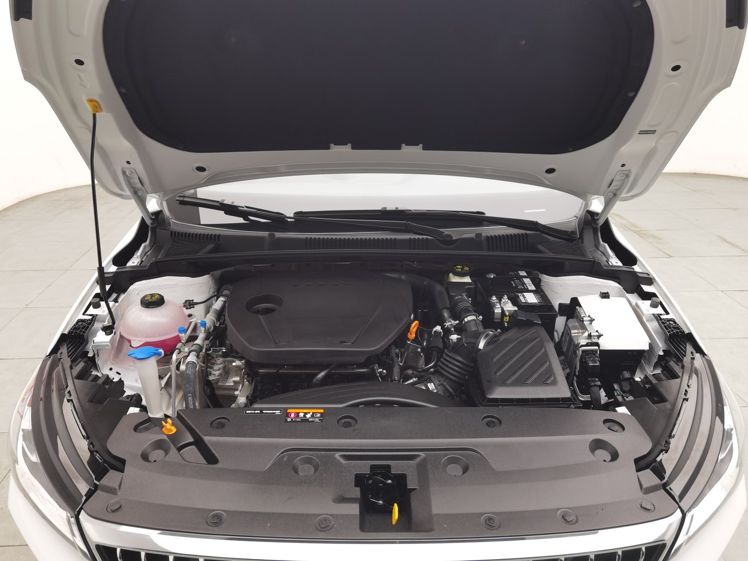Used Geely Emgrand 2026 1.5 AT