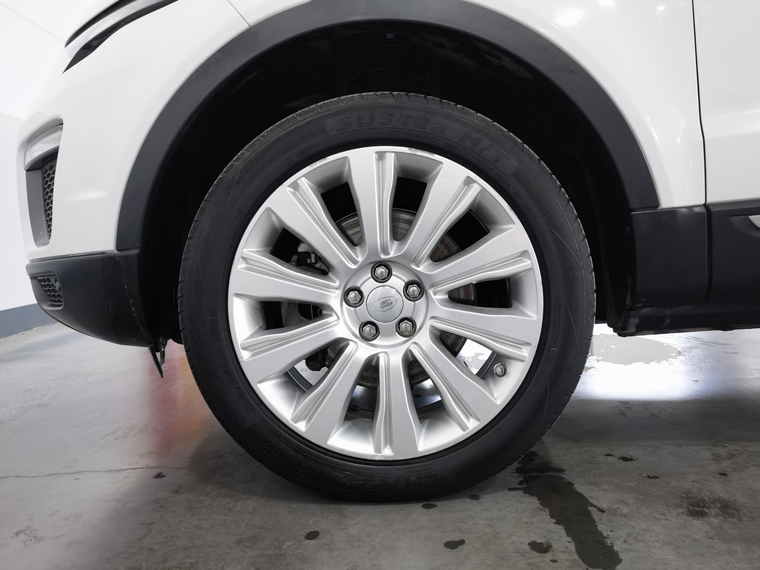 Used Land Rover Range Rover Evoque 2017 2.0 AT