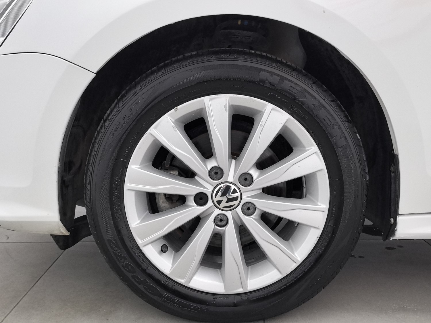 Used Volkswagen Sagitar 2015 1.6 MT