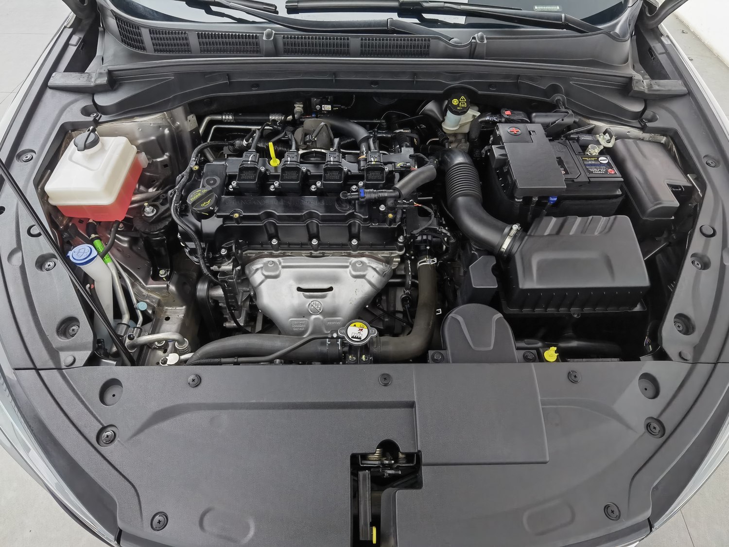 Used Changan Eado 2022 1.6 MT