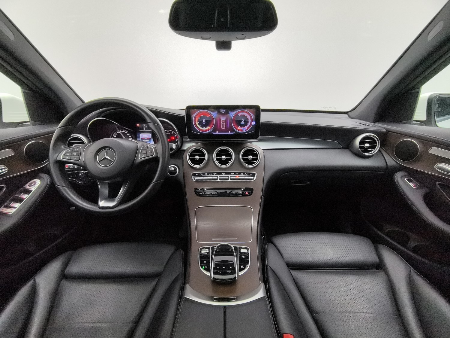 Used Mercedes-Benz GLC 2018 2.0 AT
