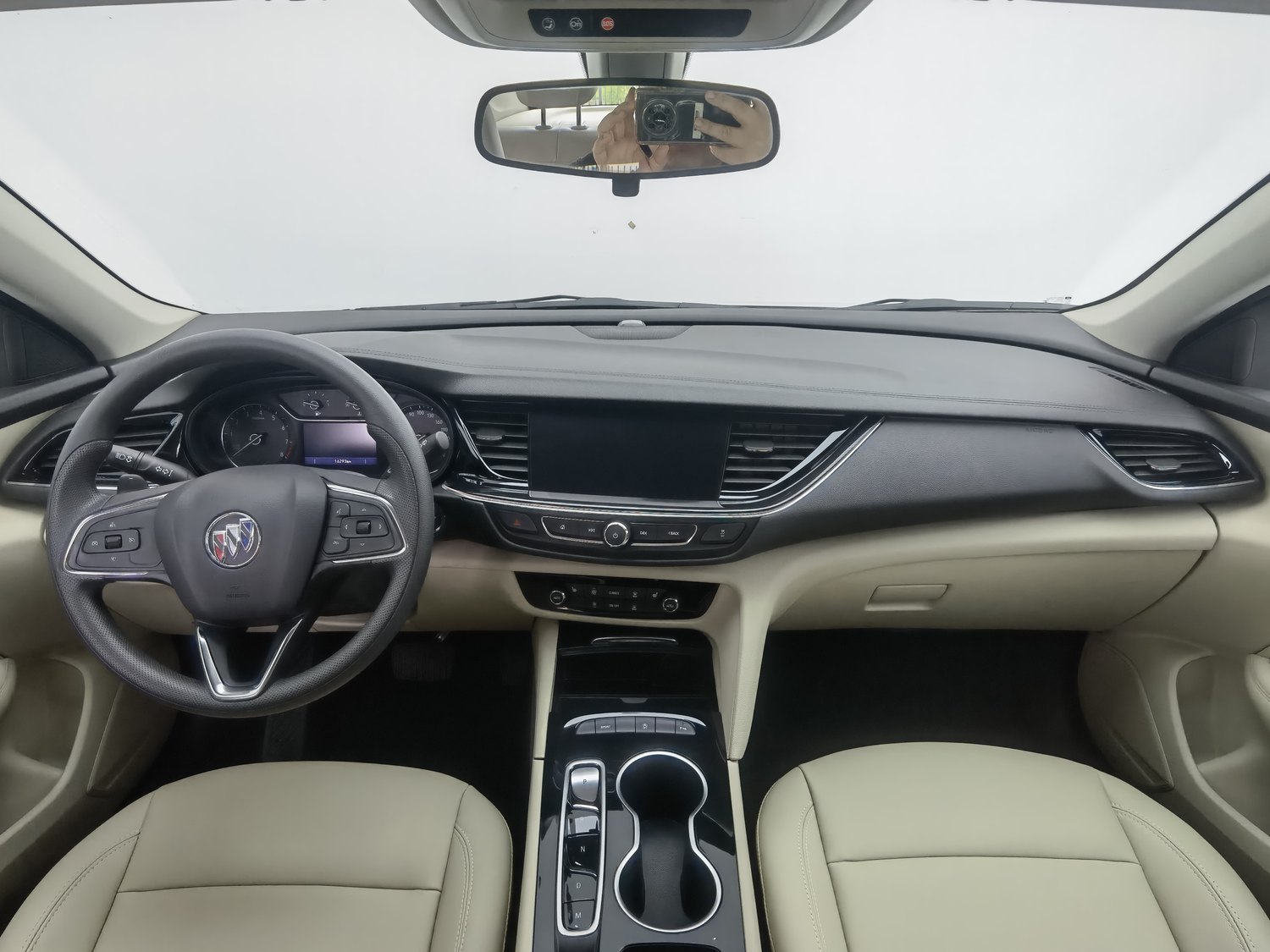 Used Buick Regal 2021 1.5 AT
