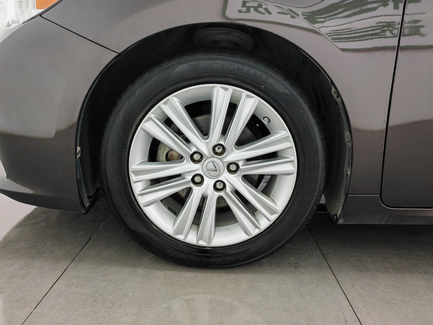 Used Lexus ES 2013 2.5 AT