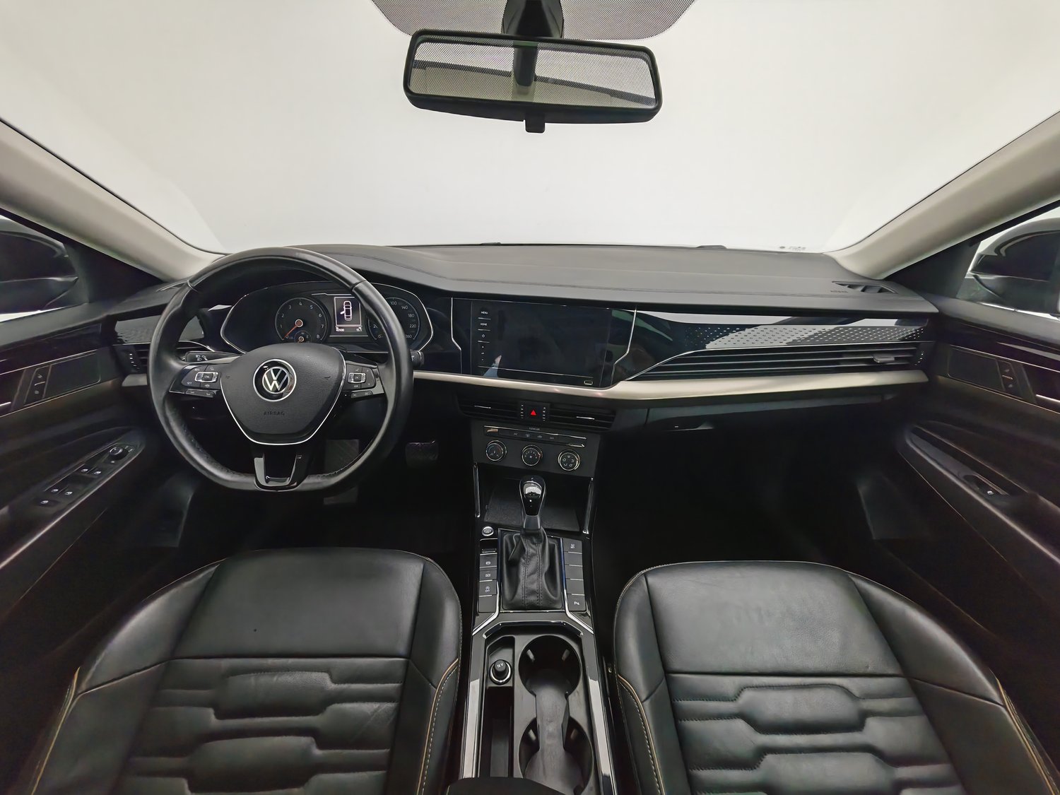 Used Volkswagen Passat 2021 2.0 AT