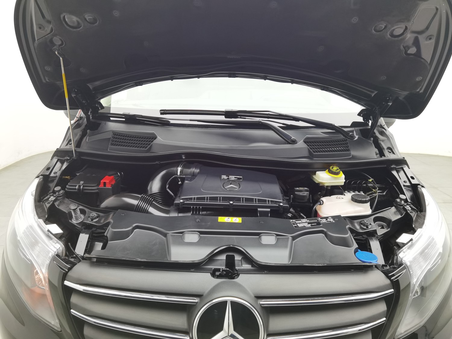 Used Mercedes-Benz Vito 2021 2.0 AT