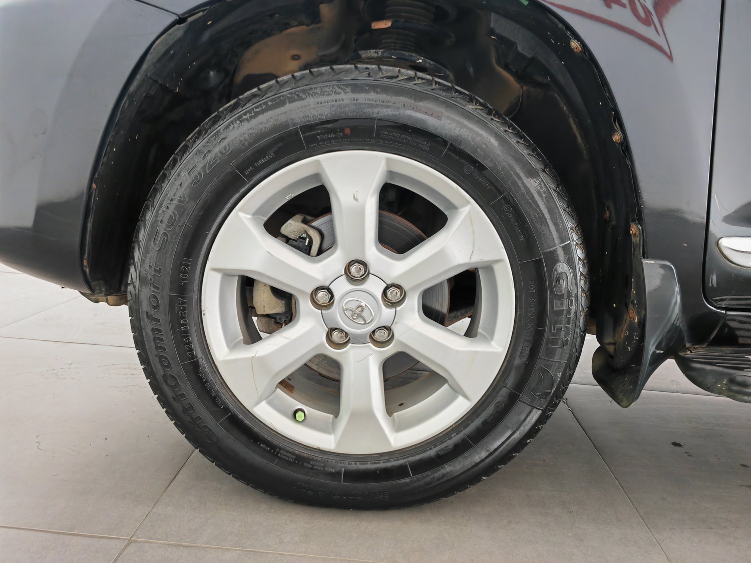 Used Toyota RAV4 2011 2.0 MT