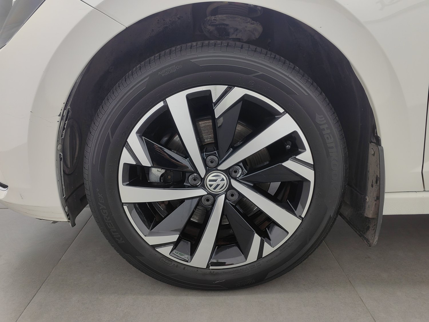 Used Volkswagen Polo 2019 1.5 AT