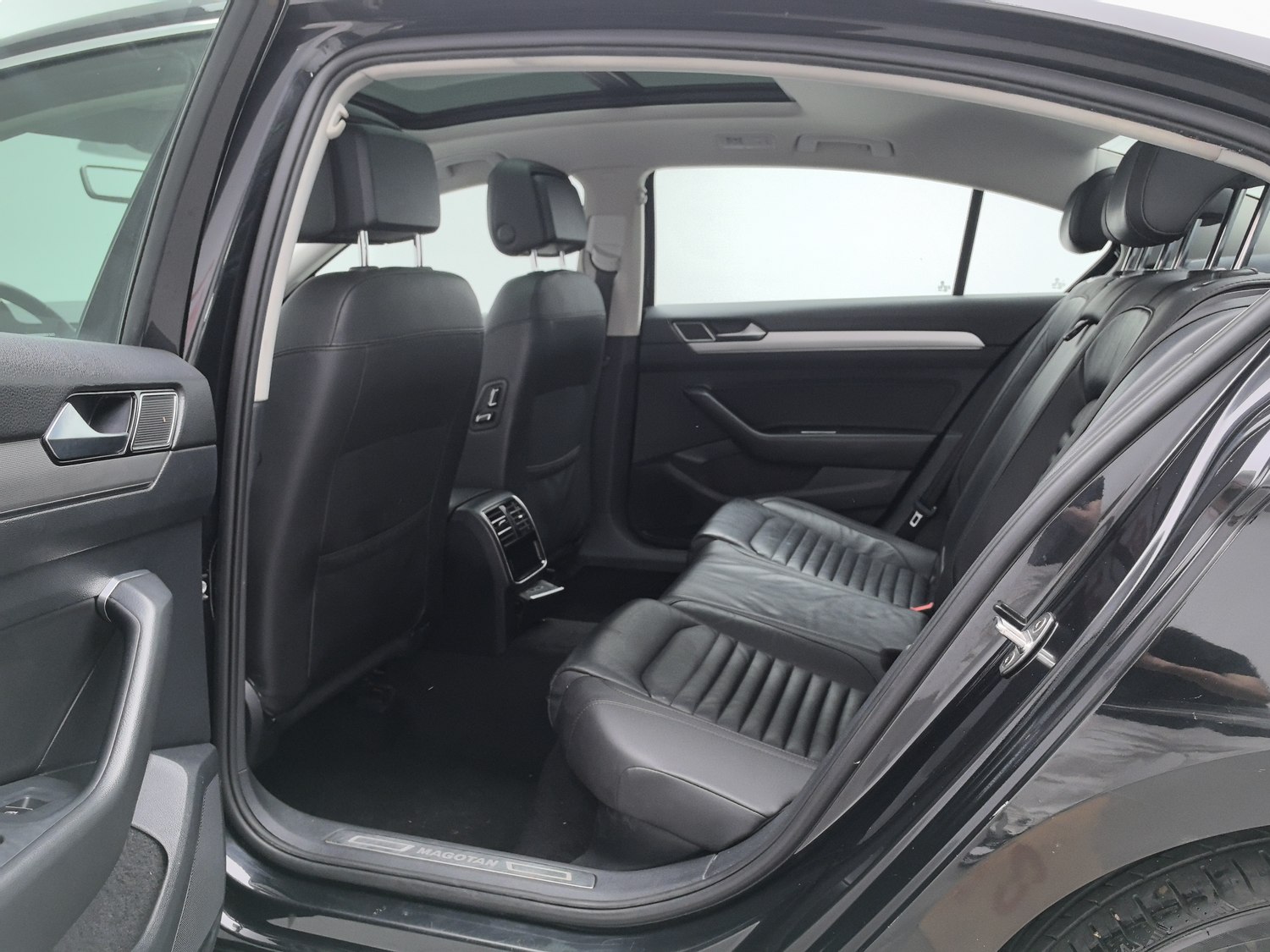 Used Volkswagen Magotan 2019 1.4 AT