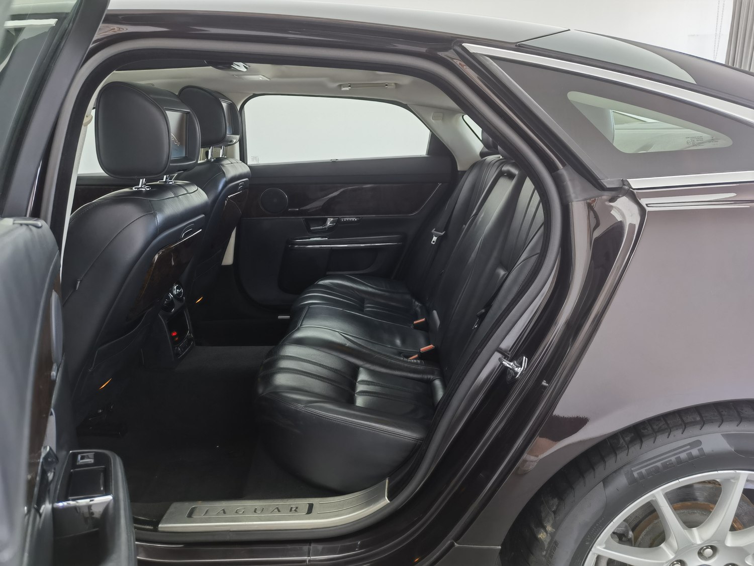 Used Jaguar XJ 2013 3.0 AT