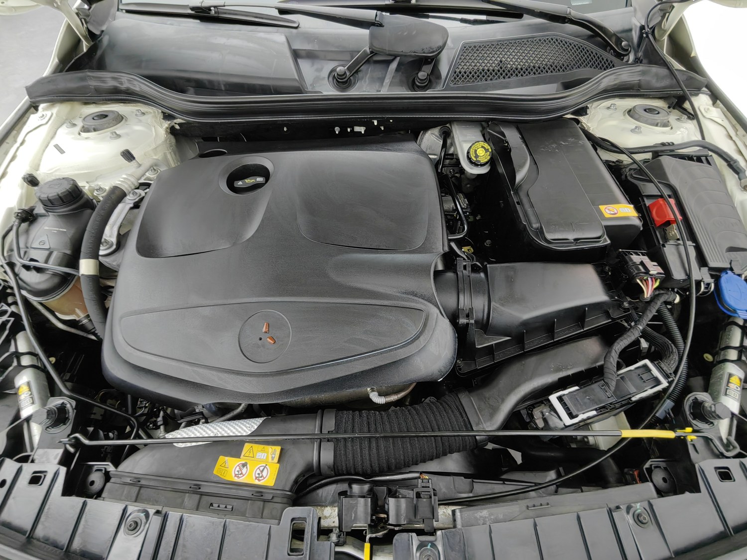 Used Mercedes-Benz GLA 2016 2.0 AT