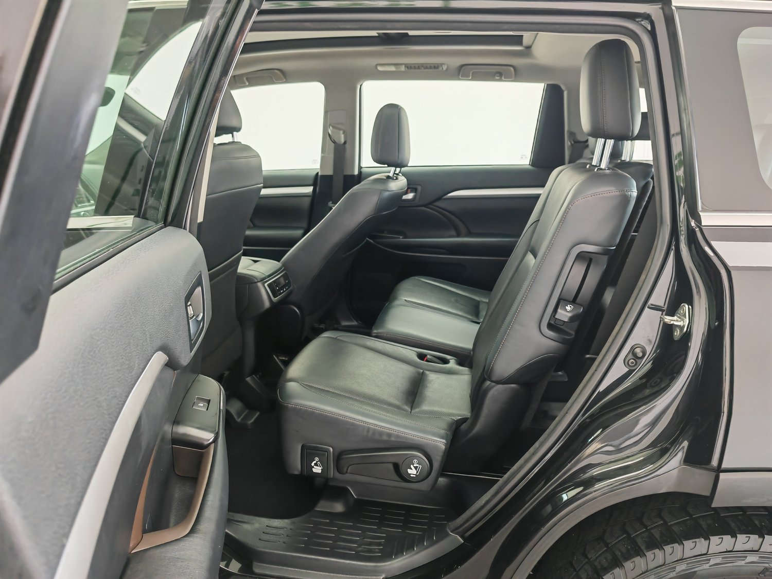Used Toyota Highlander 2018 2.0 AT