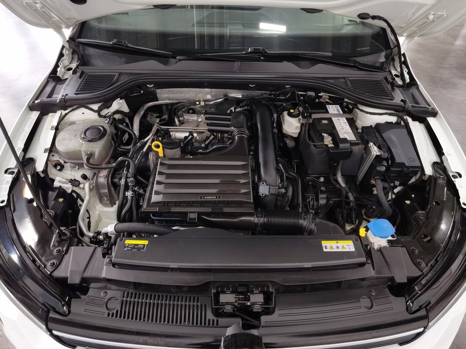 Used Volkswagen Golf 2021 1.4 AT