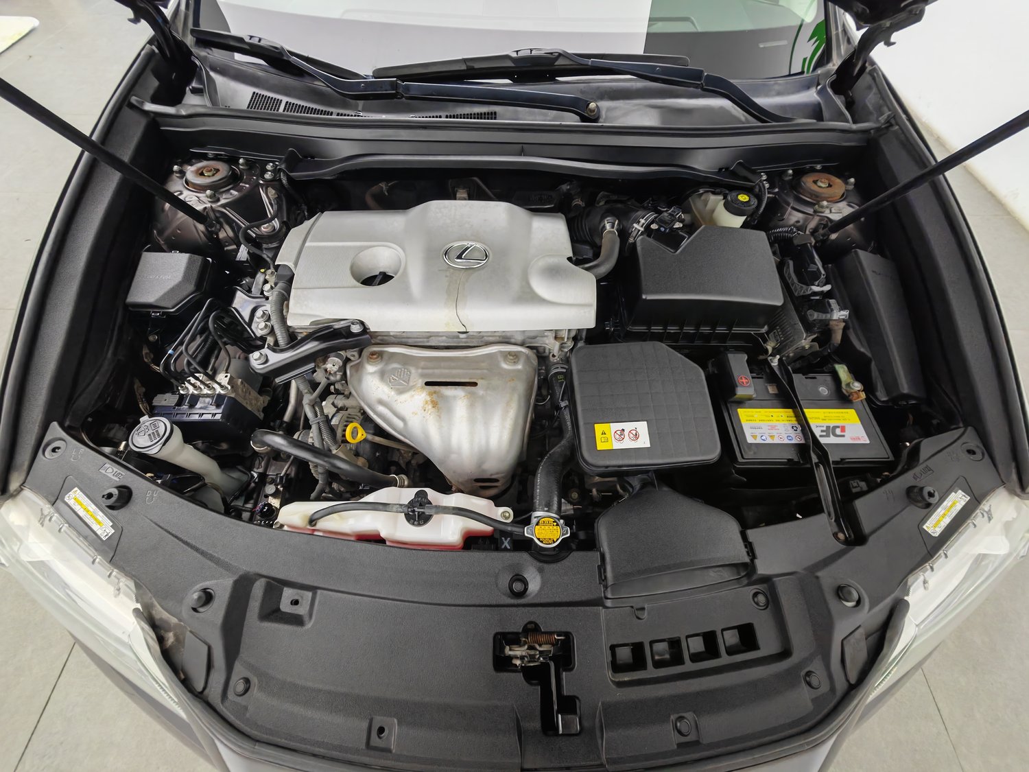 Used Lexus ES 2013 2.5 AT