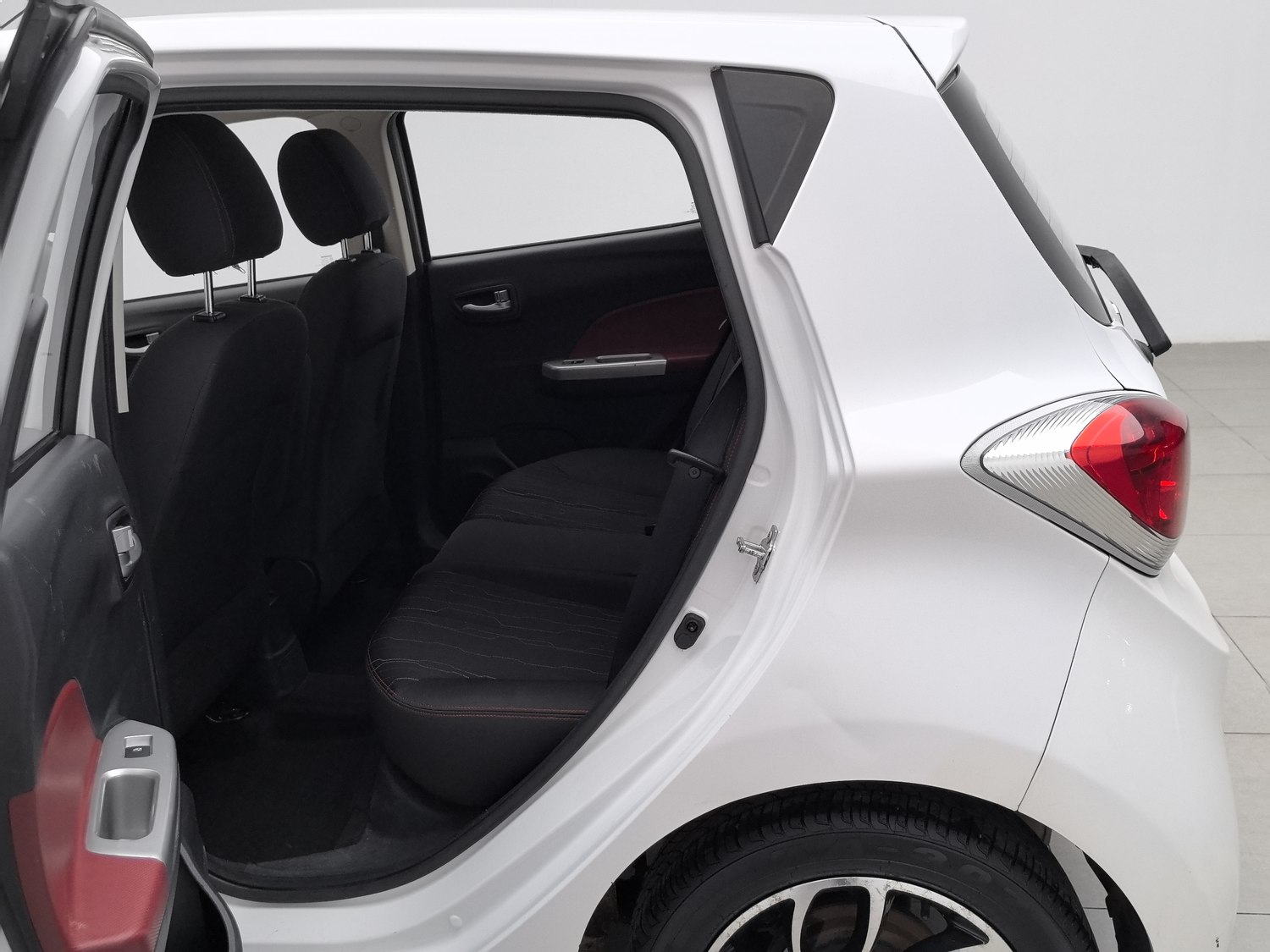 Used Changan Benben 2015 1.4 AT