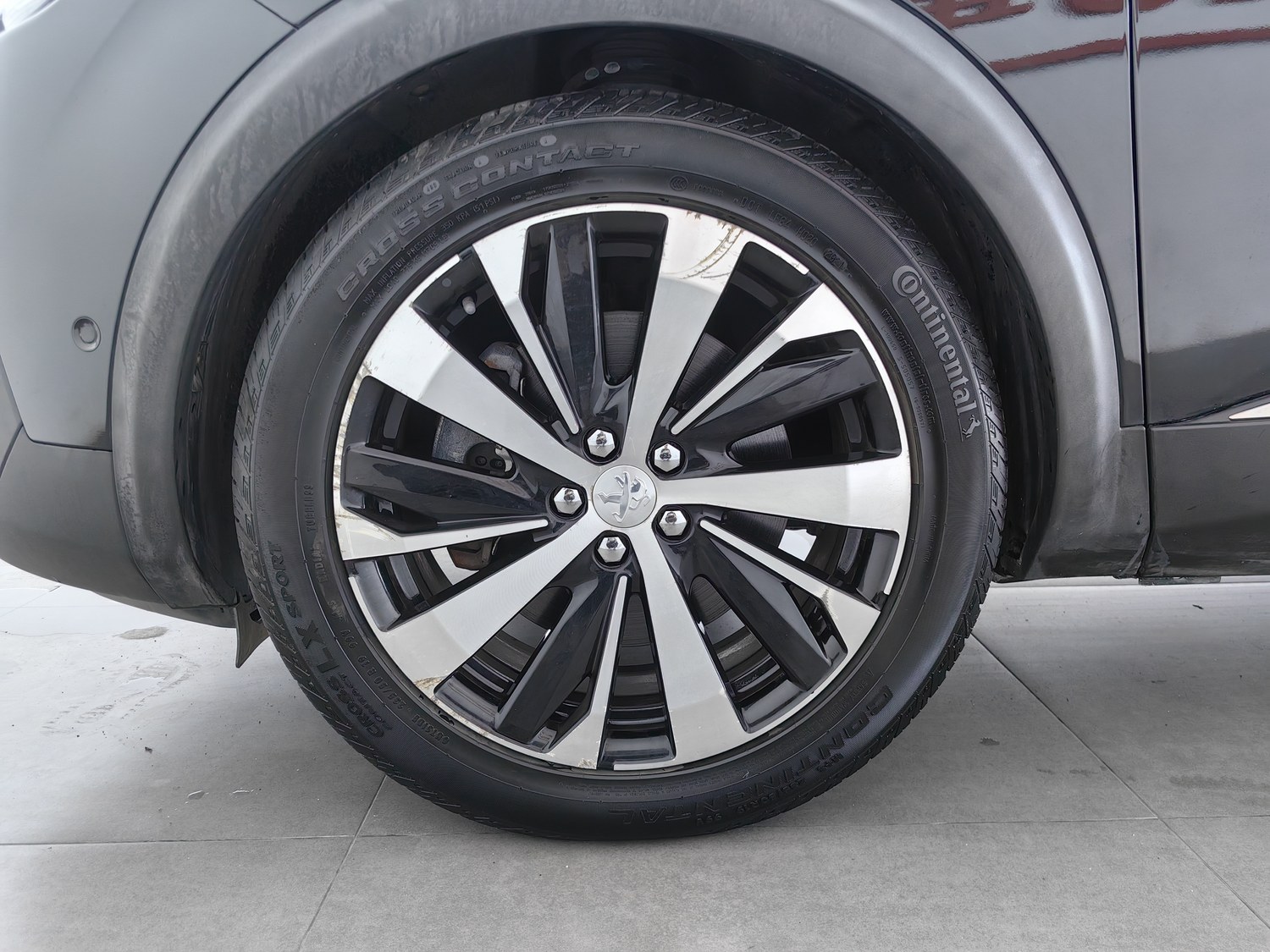 Used Peugeot 5008 2017 1.8 AT