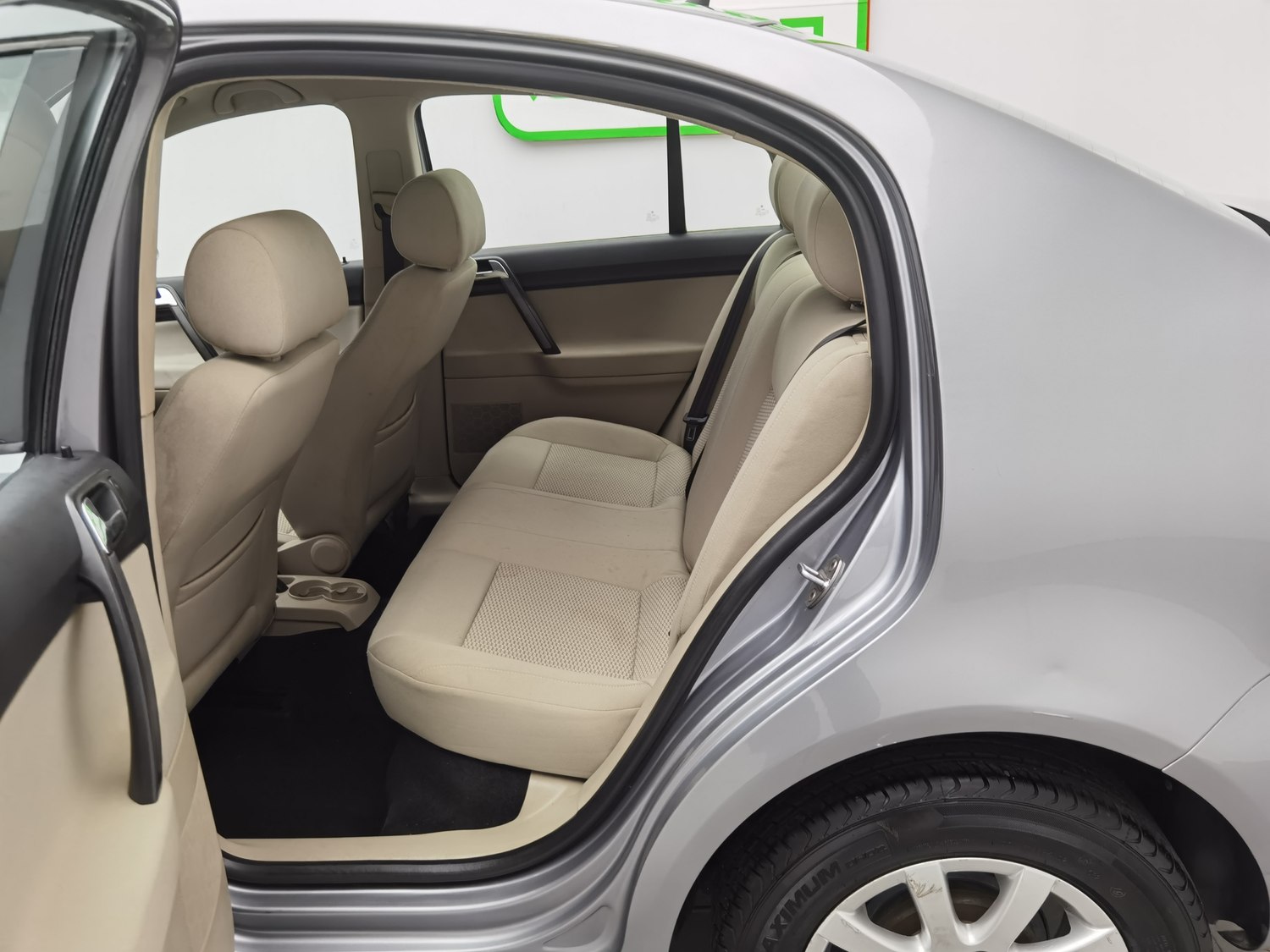 Used Volkswagen Polo 2011 1.4 MT