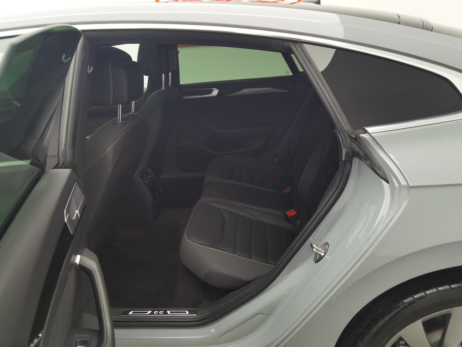 Used Volkswagen CC 2021 2.0 AT
