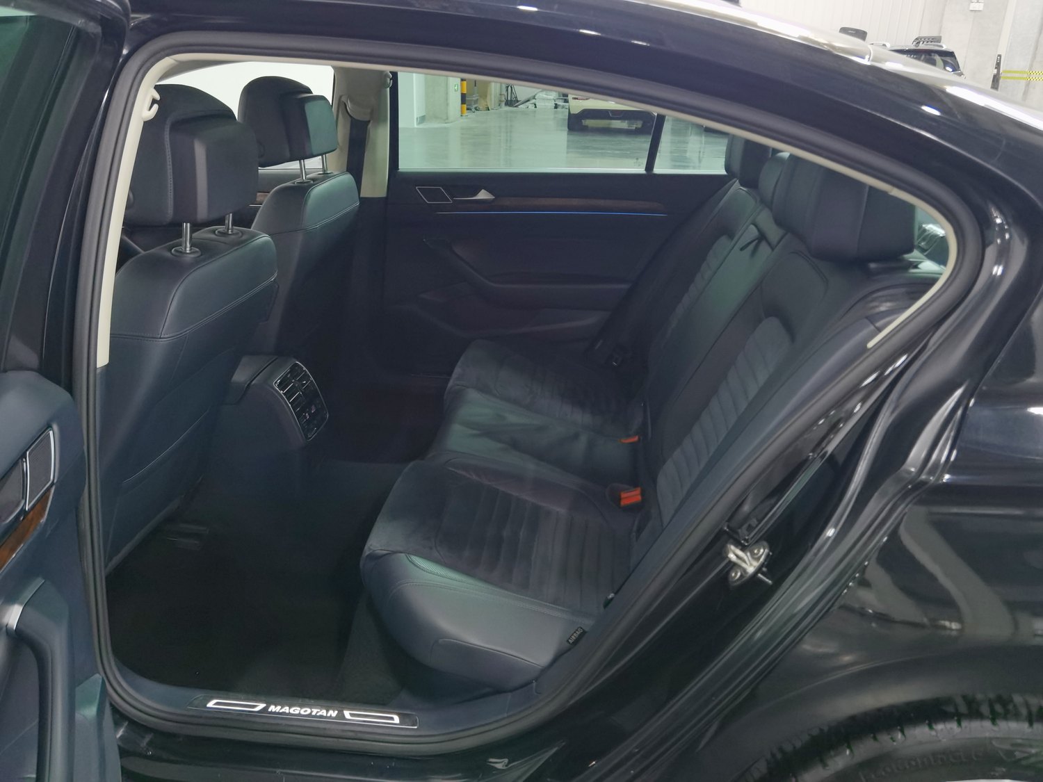 Used Volkswagen Magotan 2017 2.0 AT
