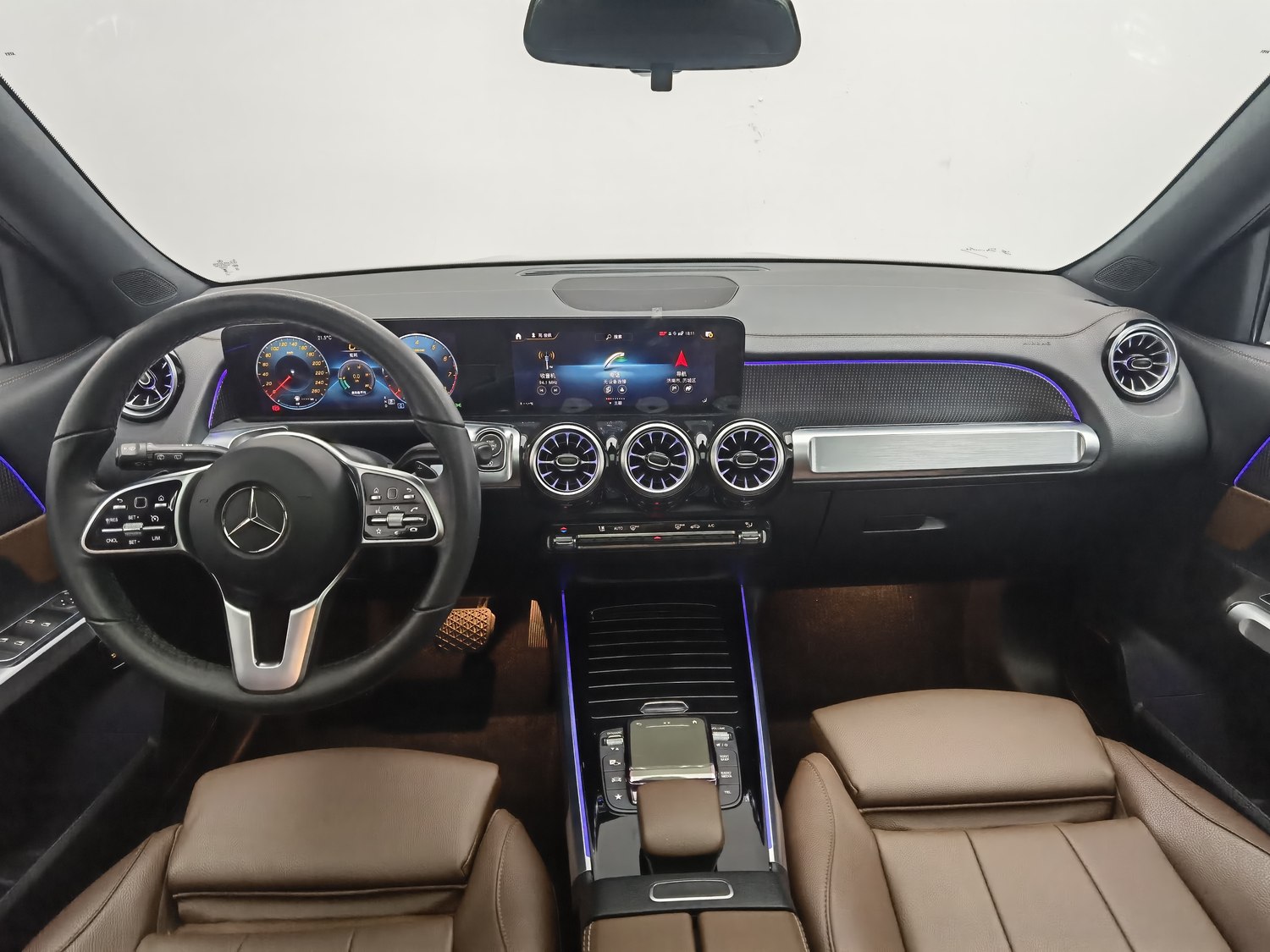 Used Mercedes-Benz GLB 2023 2.0 AT