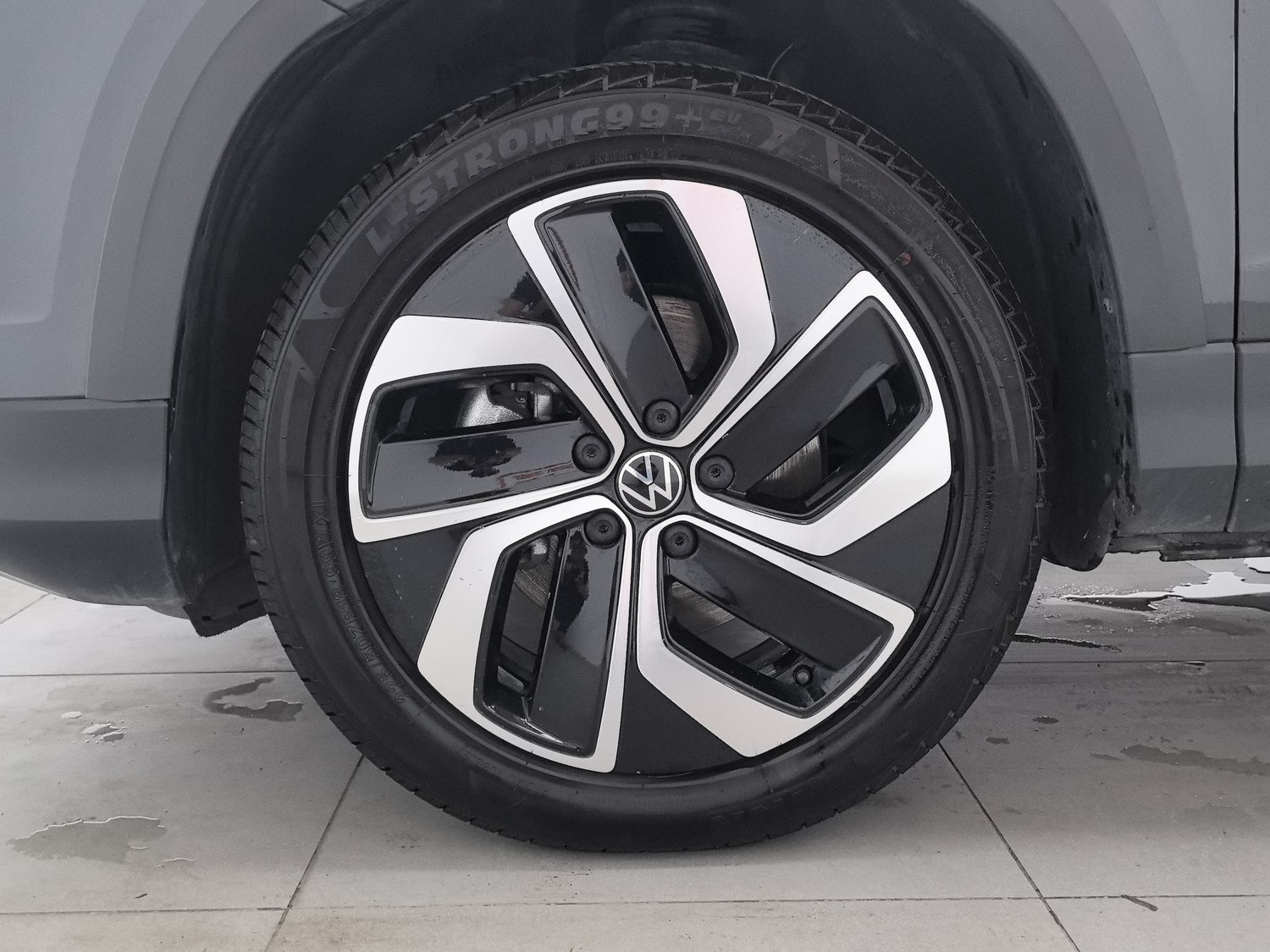 Used Volkswagen Tharu 2023 1.5 AT