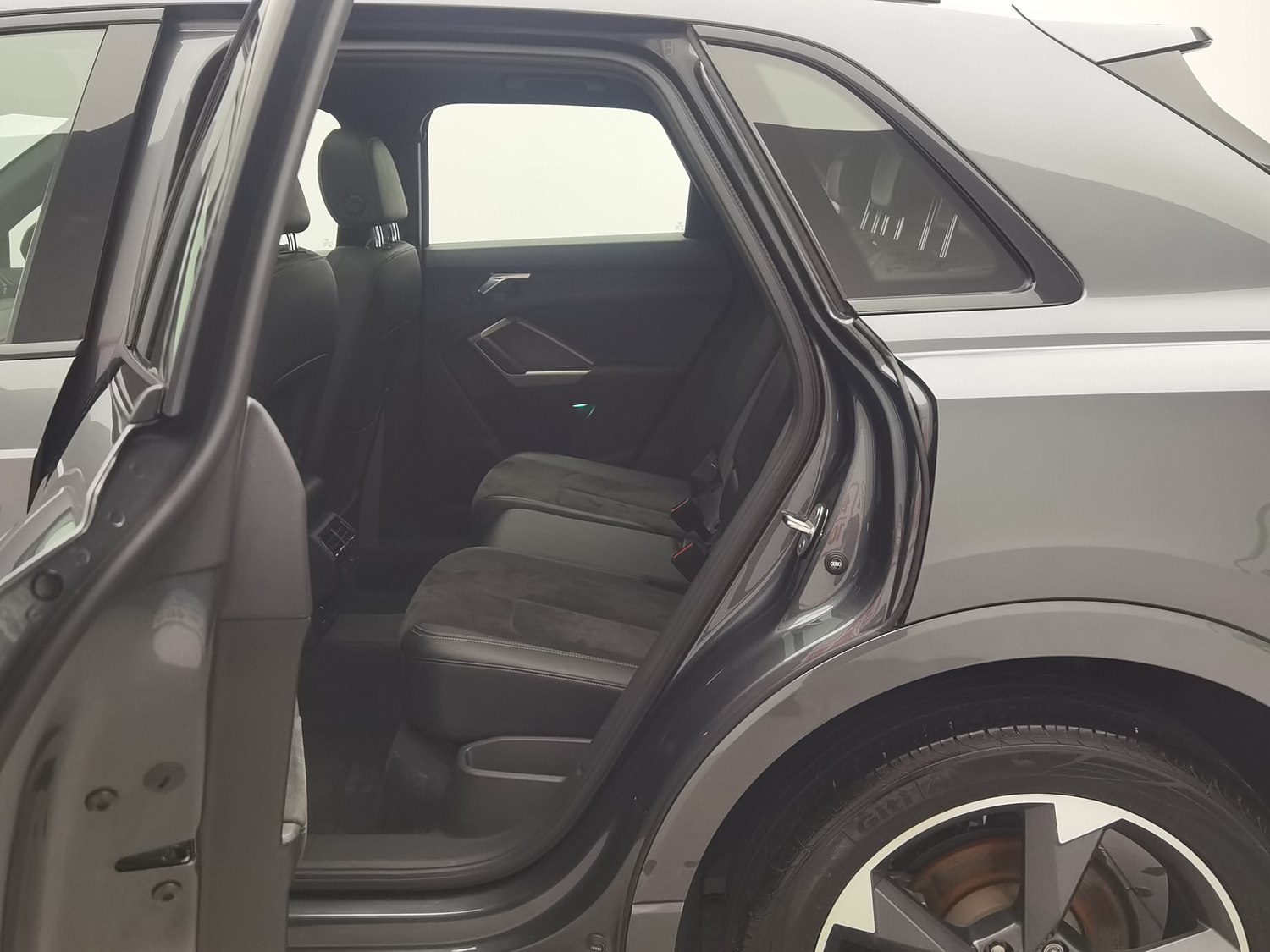 Used Audi Q3 2020 1.4 AT