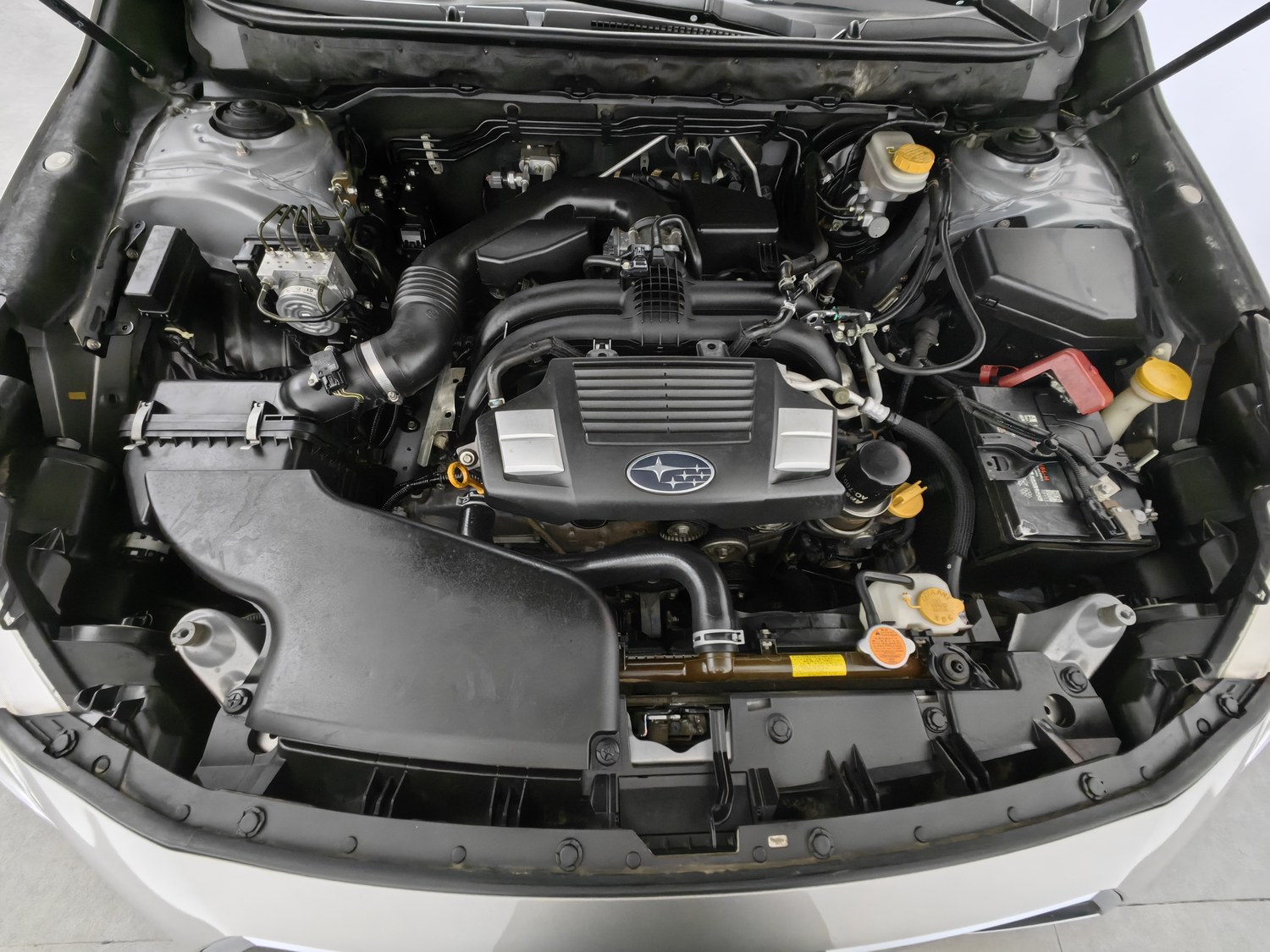 Used Subaru Outback 2015 2.5 AT