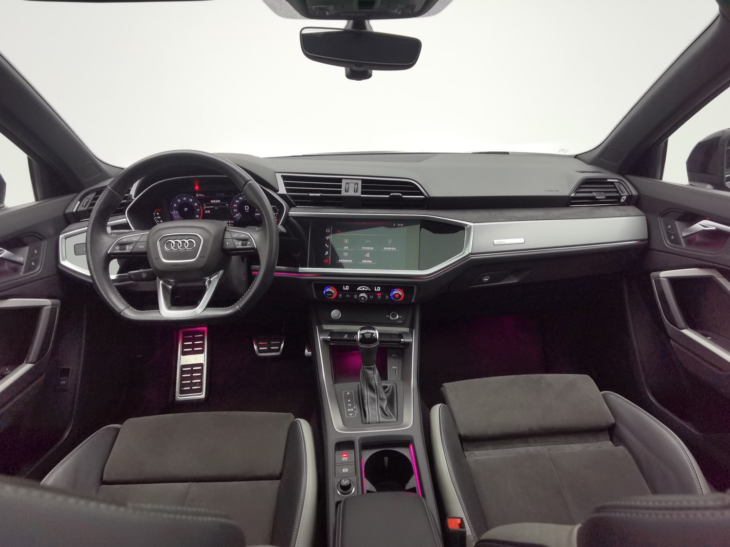 Used Audi Q3 2020 1.4 AT