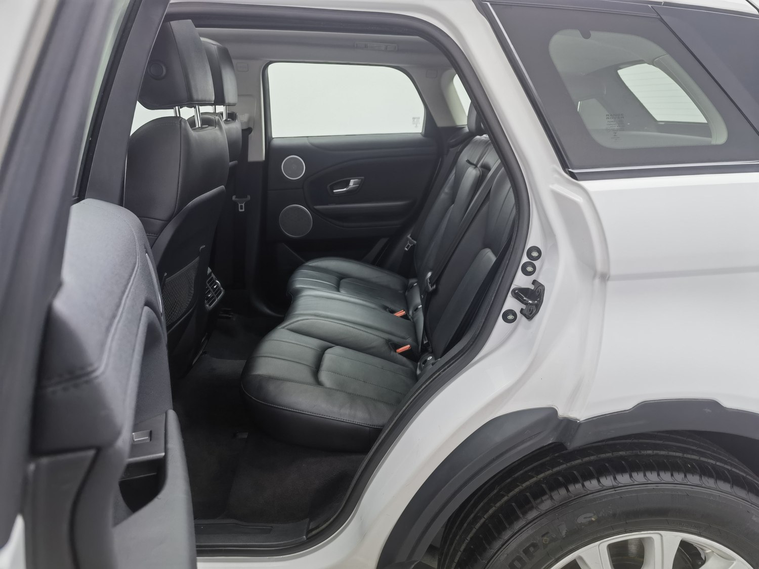 Used Land Rover Range Rover Evoque 2018 2.0 AT