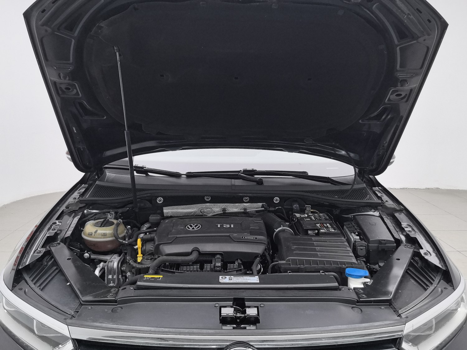 Used Volkswagen Magotan 2018 1.8 AT