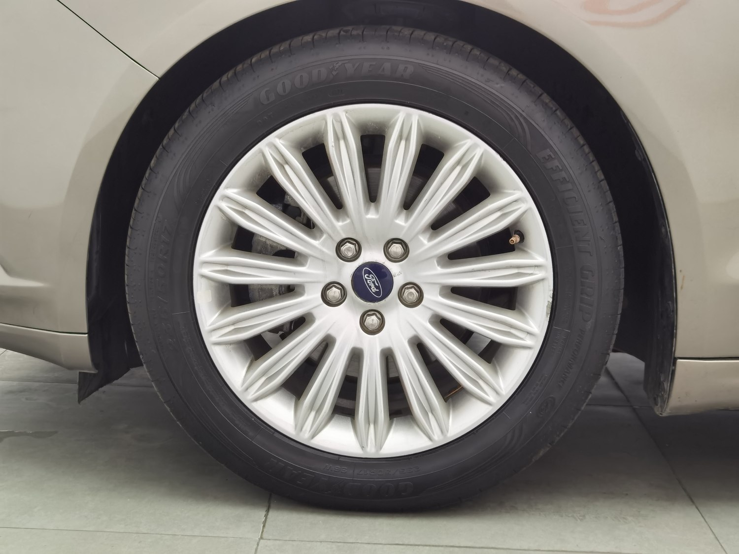 Used Ford Mondeo 2013 2.0 AT