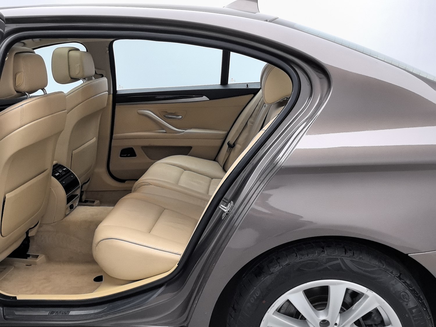 Used BMW THE5 2013 2.0 AT