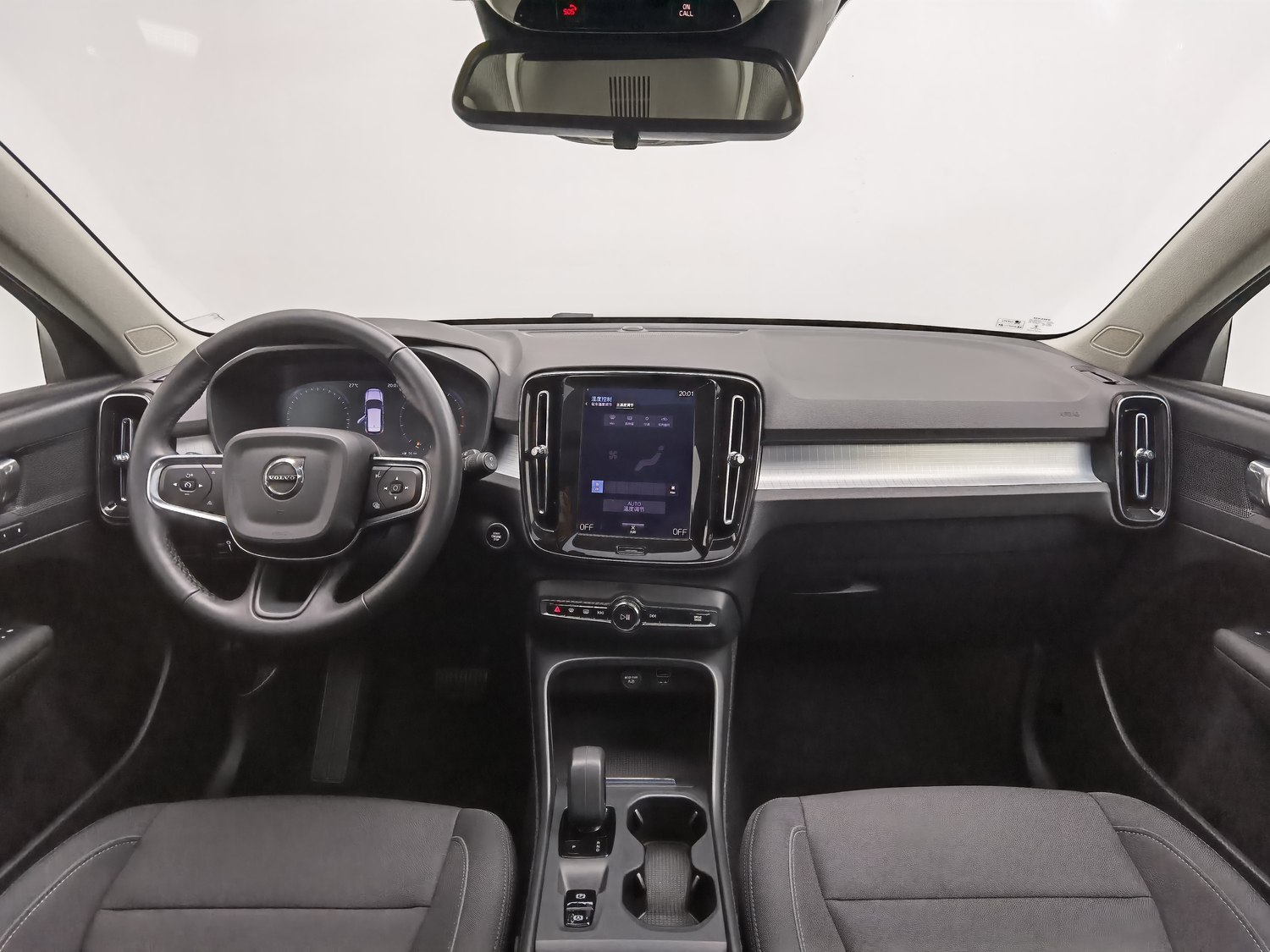 Used Volvo XC40 2022 2.0 AT